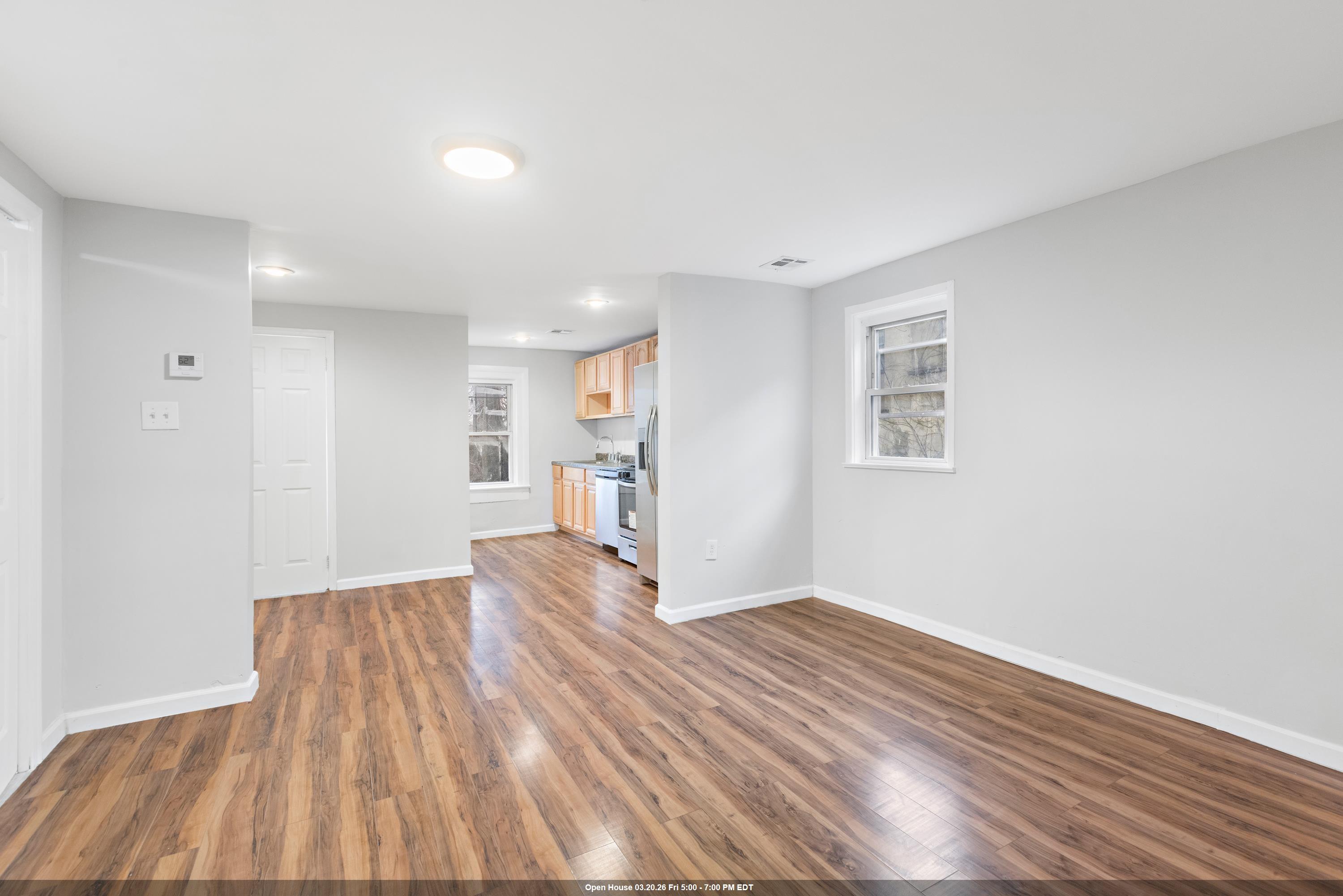 72 MCADOO AVE Unit: 2