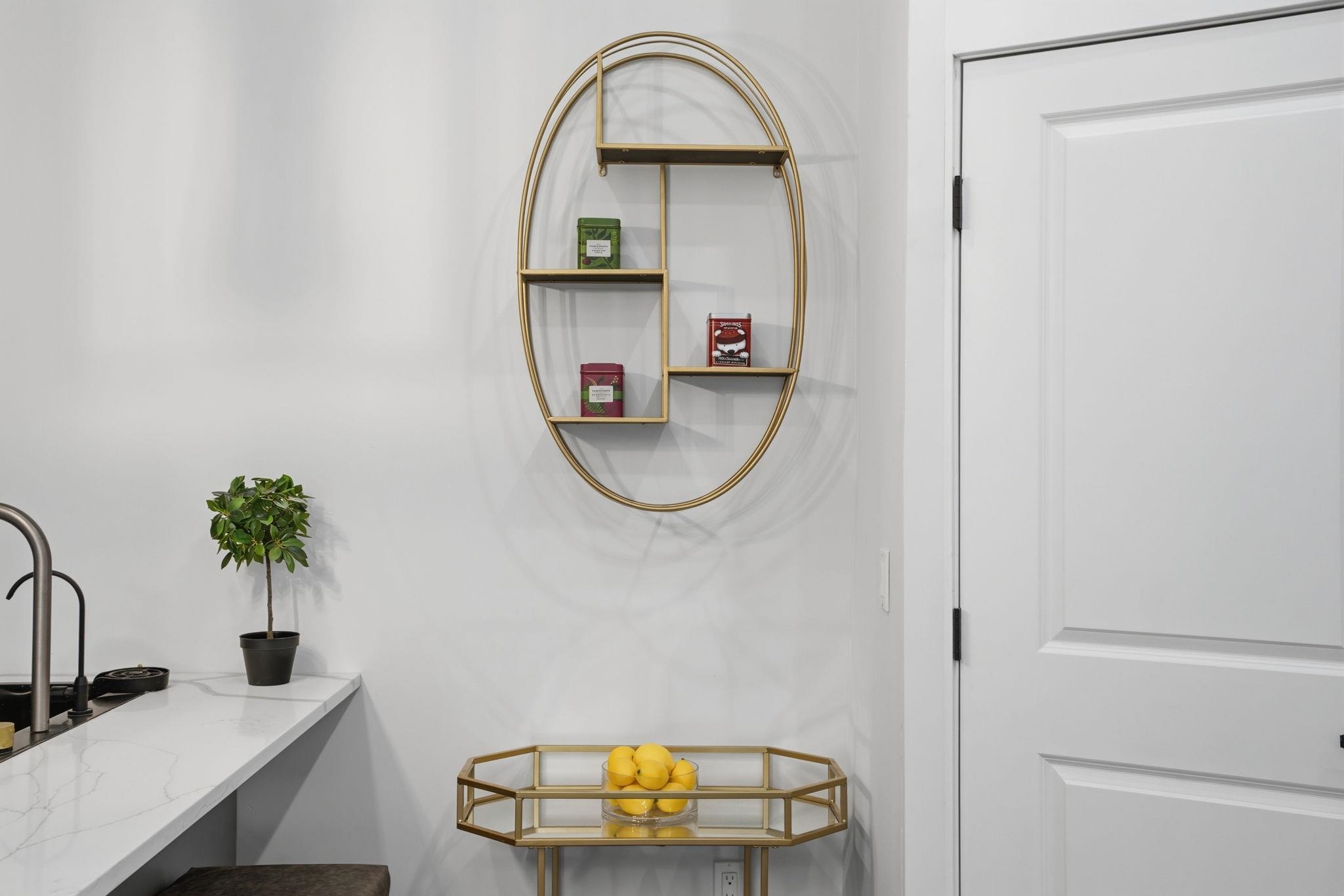 104 GLENWOOD AVE Unit: 302