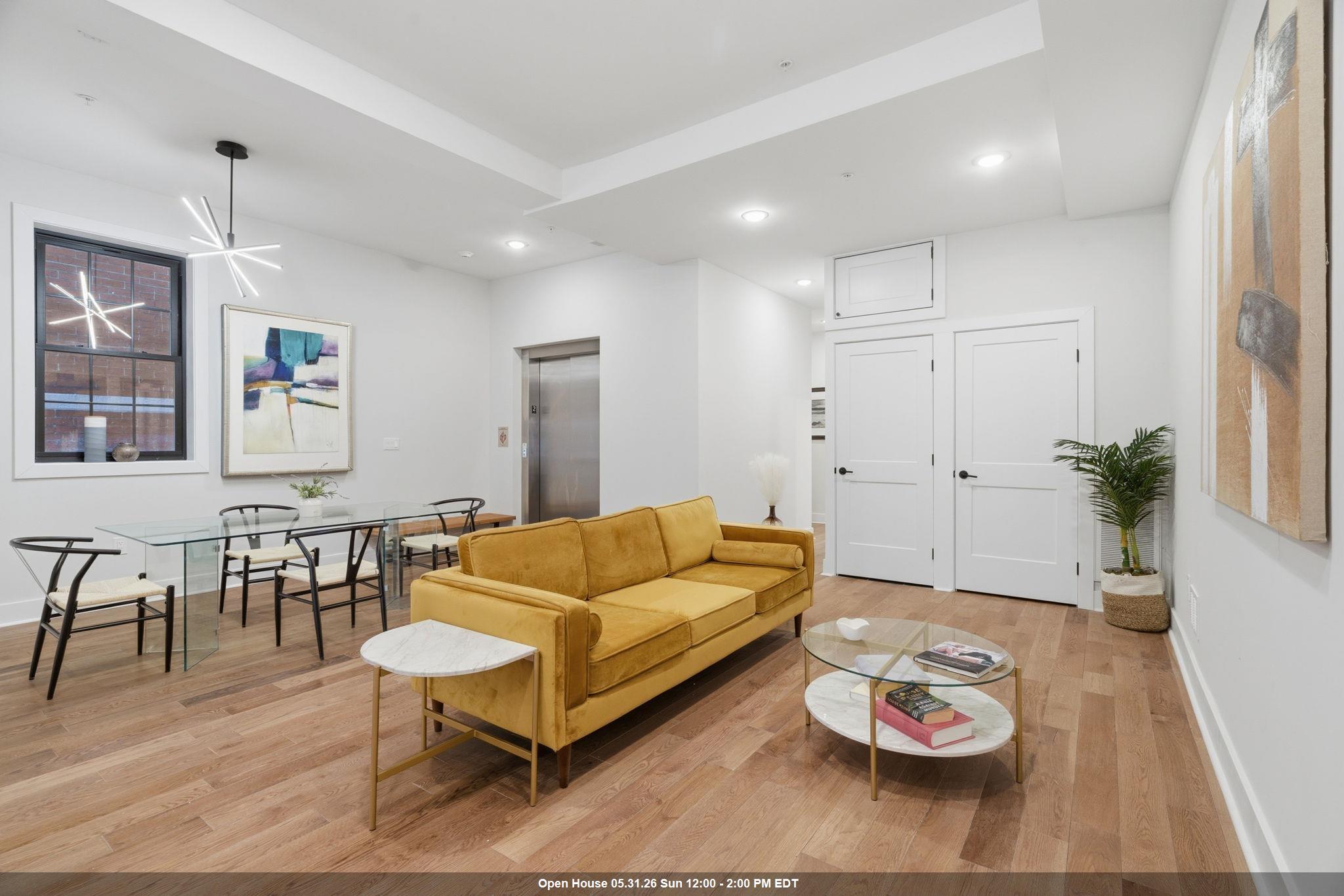 545 PALISADE AVE Unit: 2