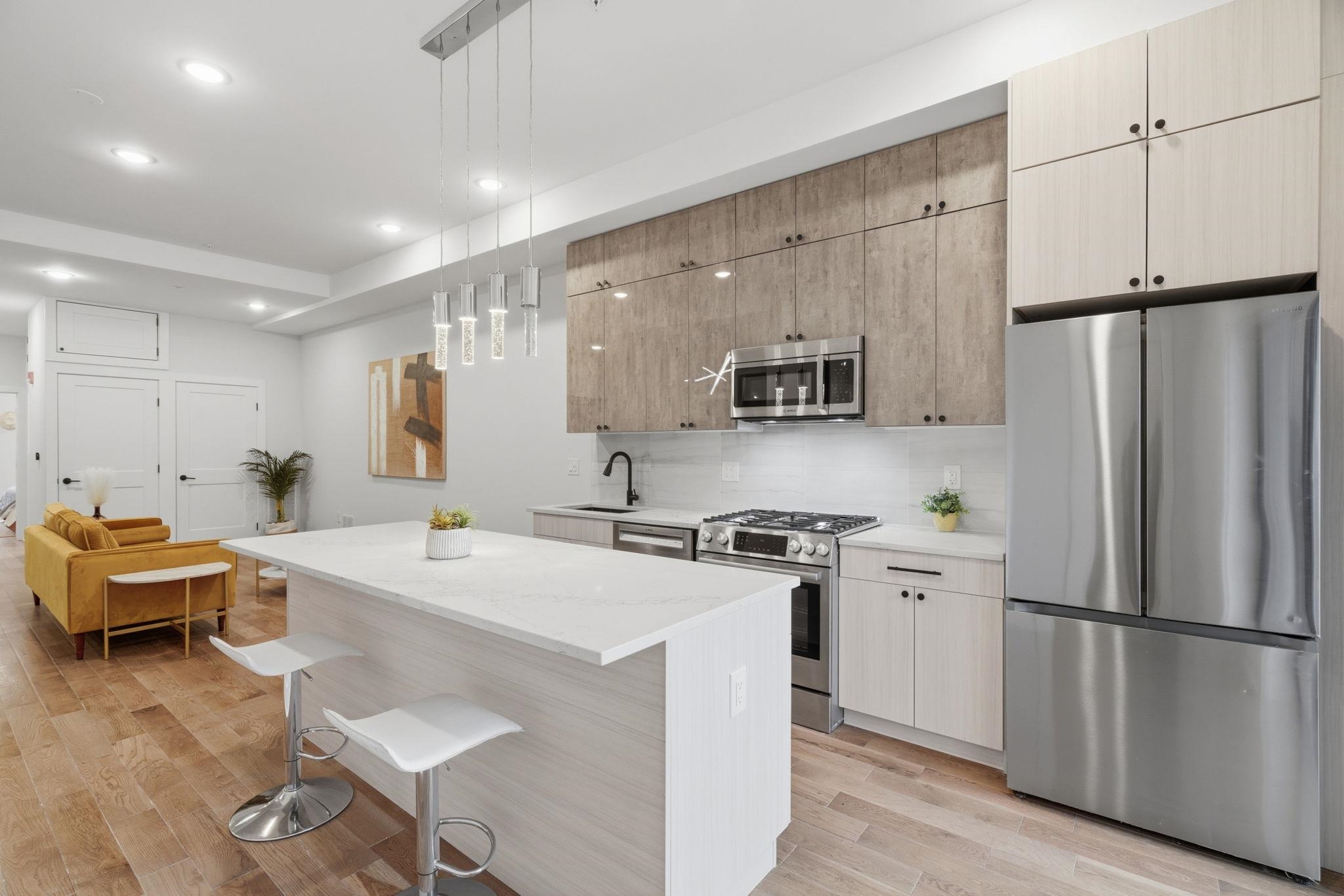 545 PALISADE AVE Unit: 2