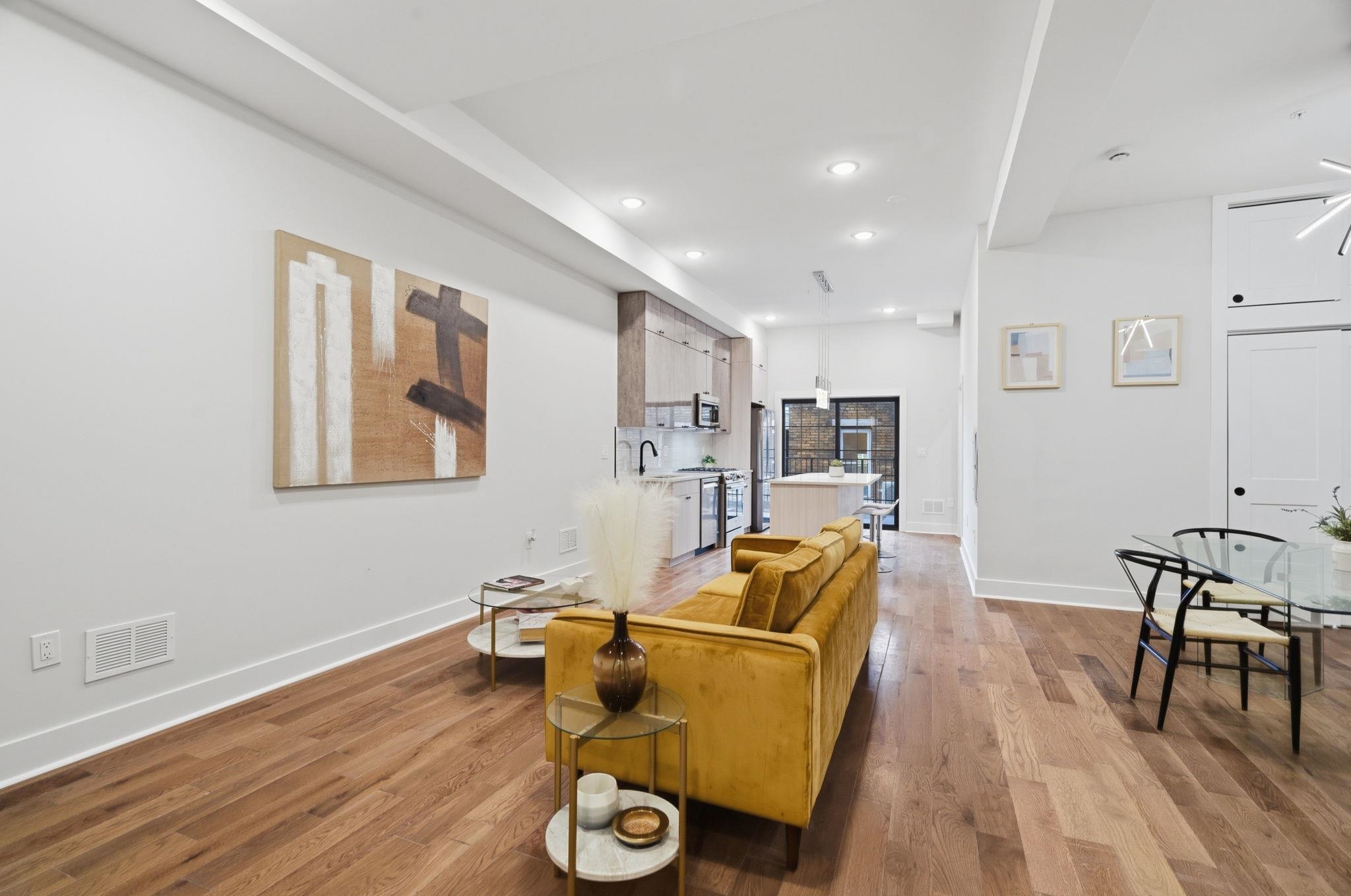 545 PALISADE AVE Unit: 2