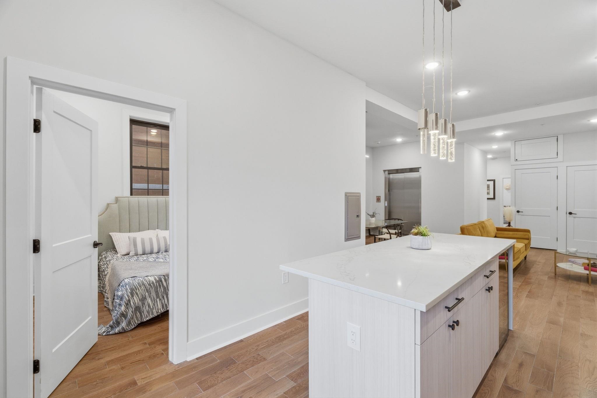 545 PALISADE AVE Unit: 2