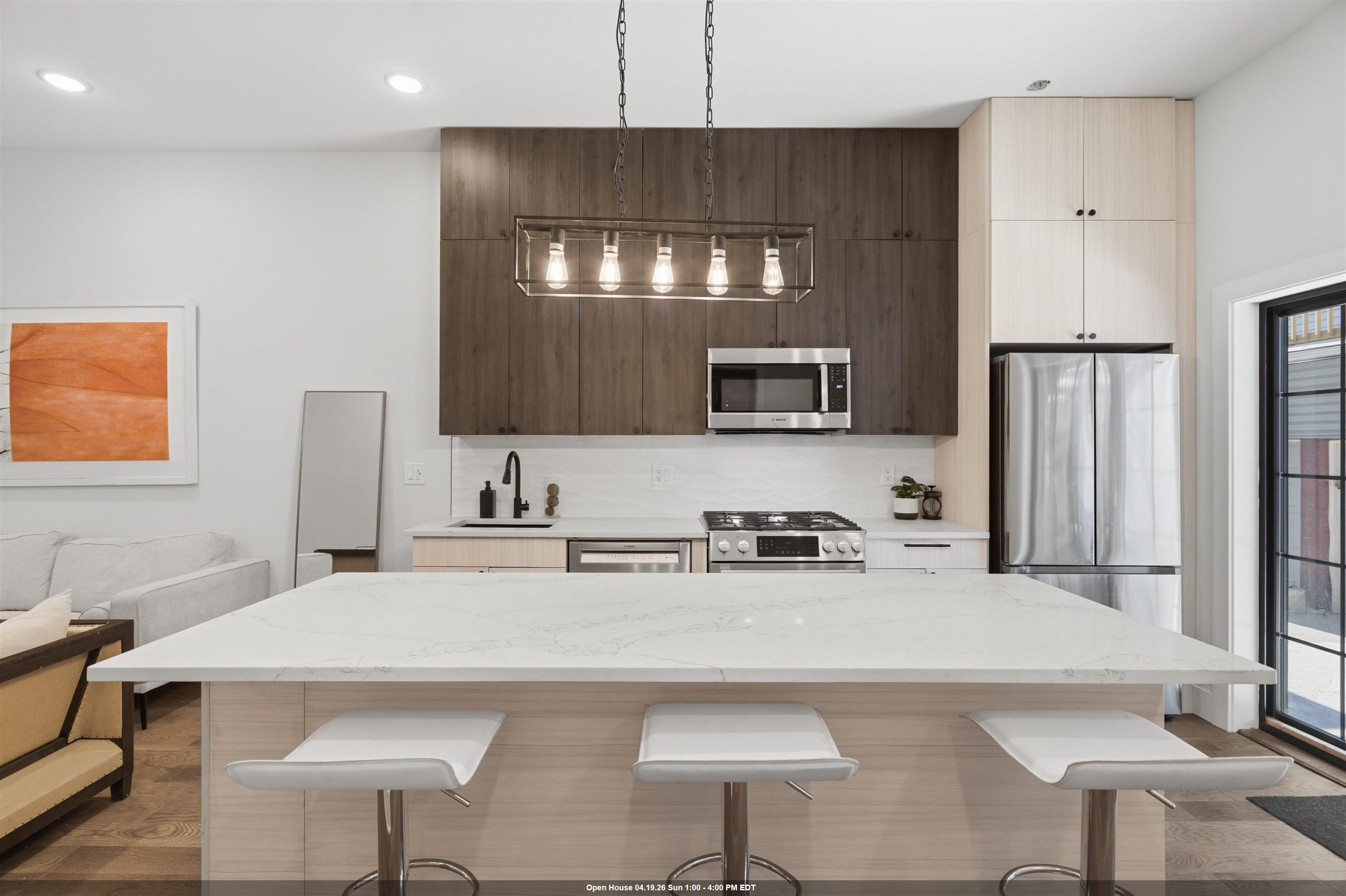 545 PALISADE AVE Unit: 1