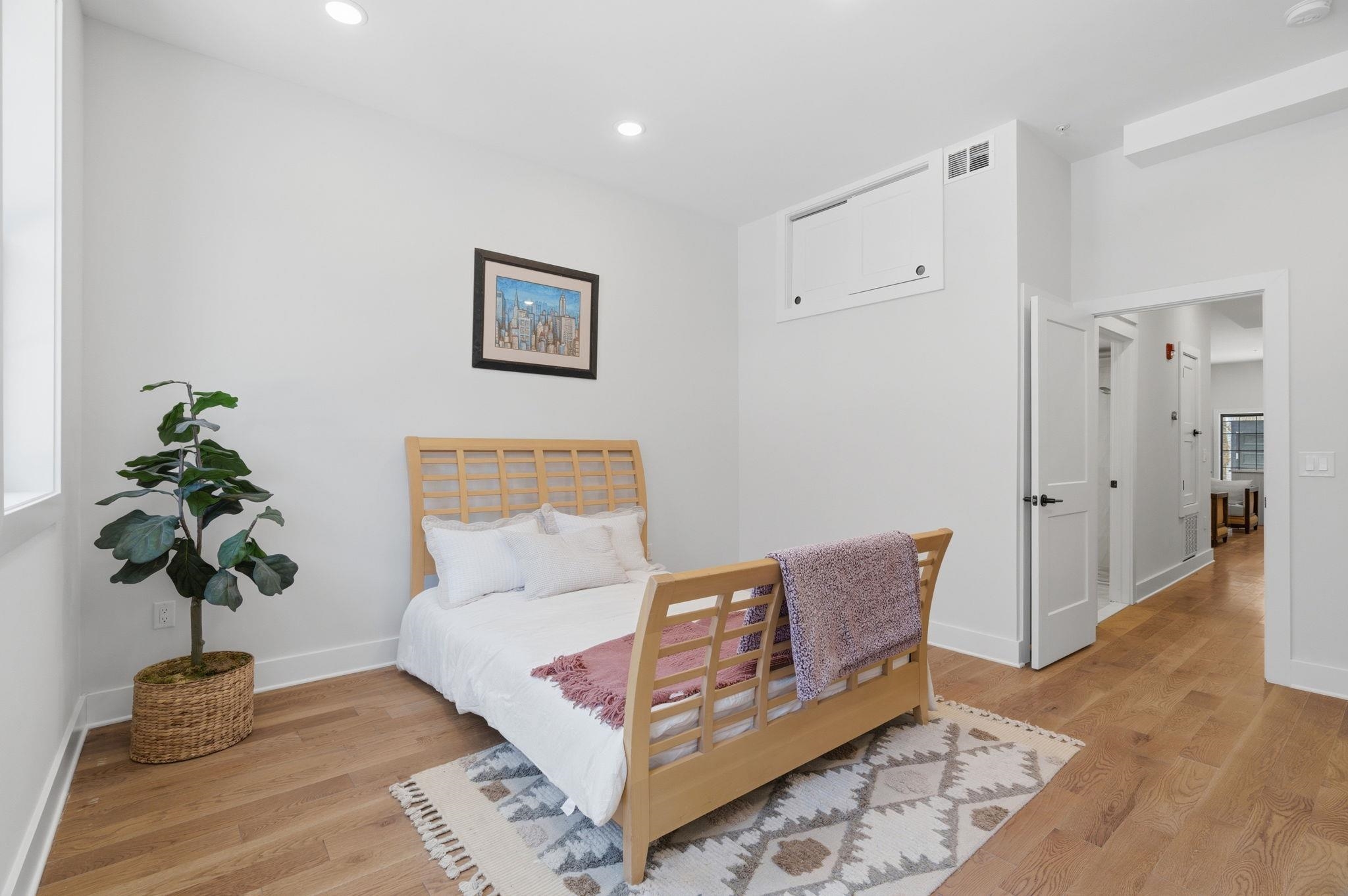 545 PALISADE AVE Unit: 1A