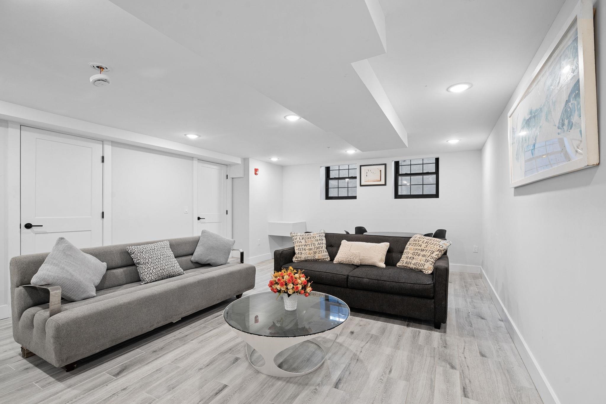 545 PALISADE AVE Unit: 1A