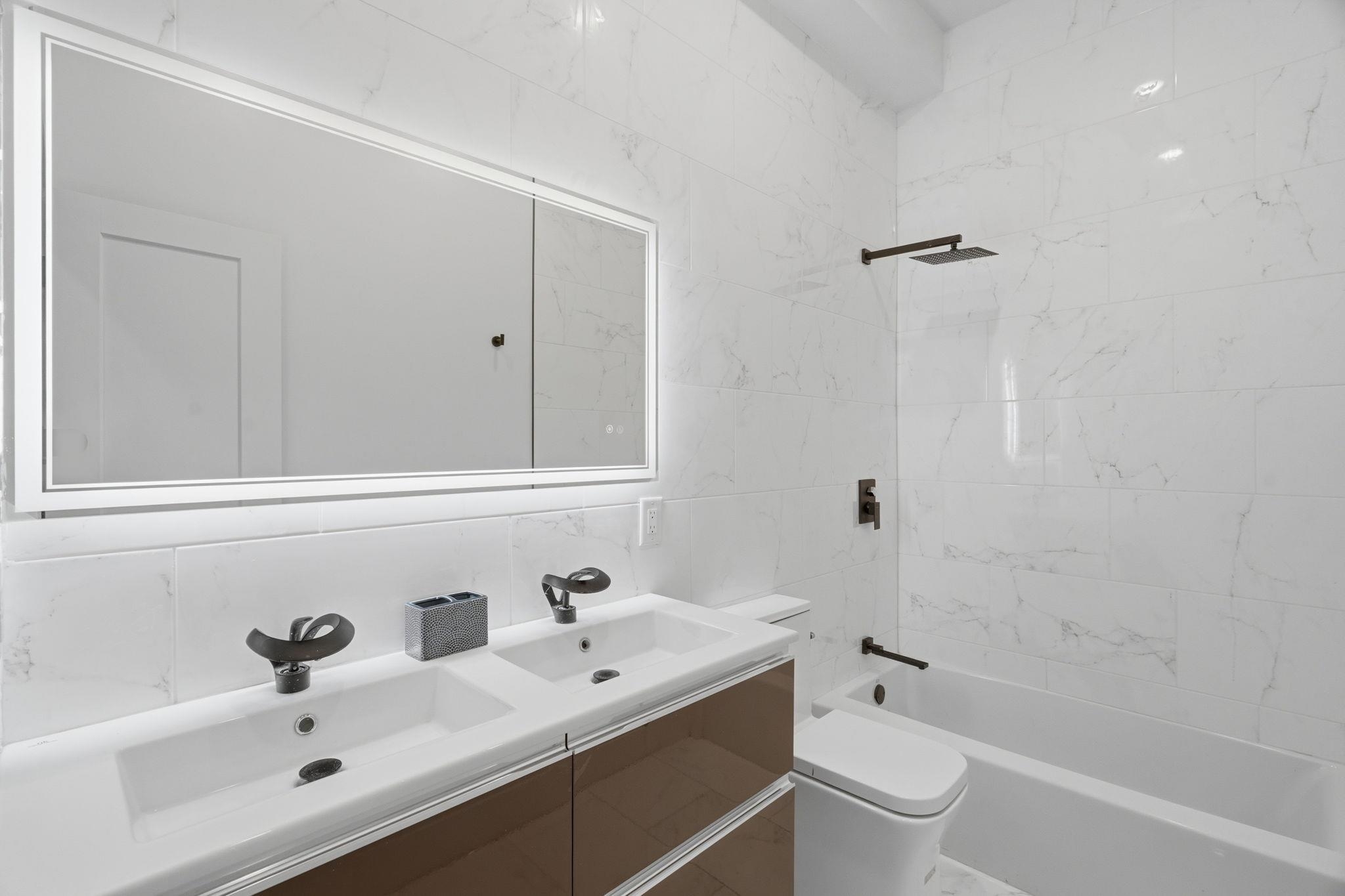 545 PALISADE AVE Unit: 1A