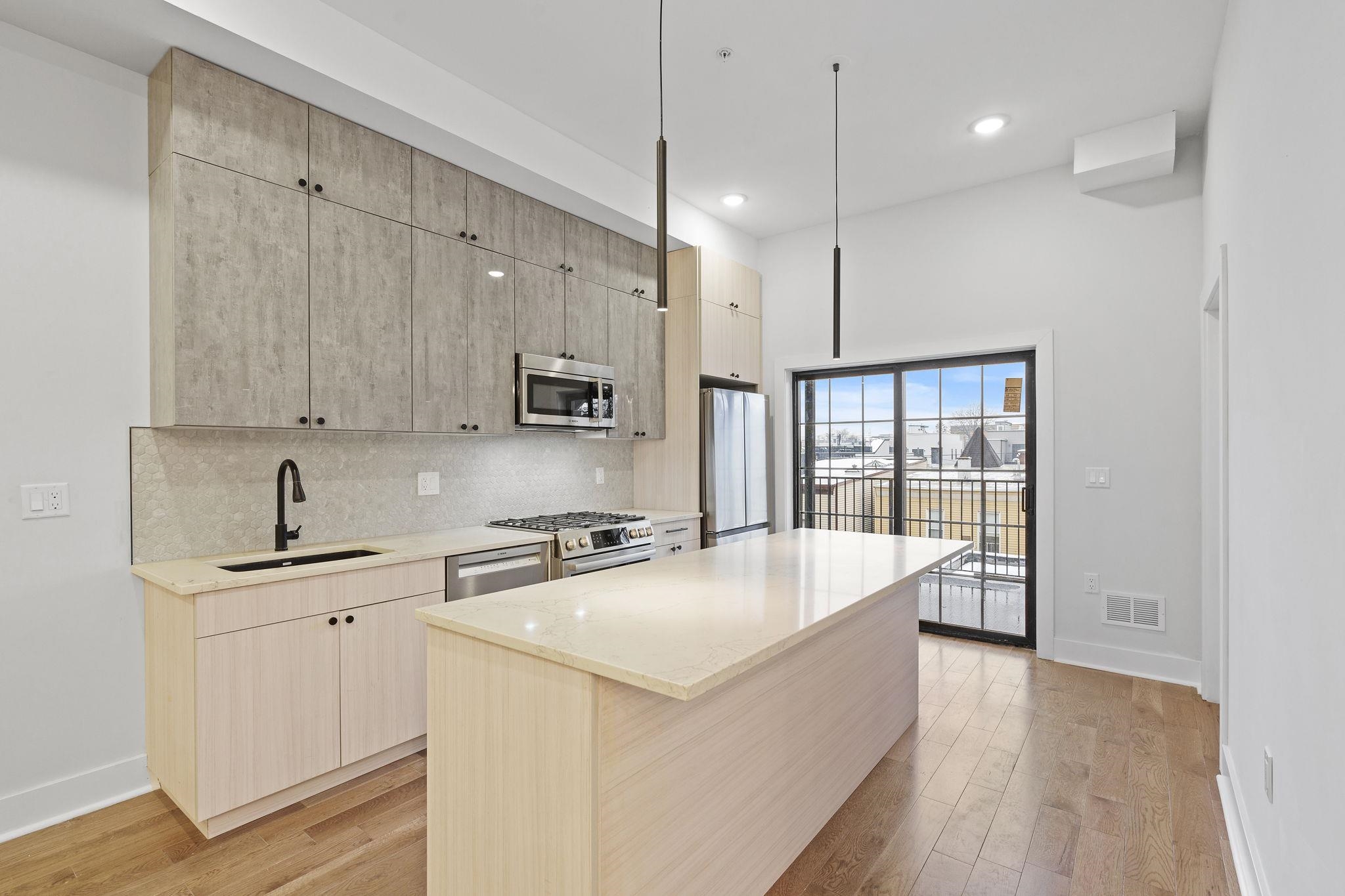 545 PALISADE AVE Unit: 2A