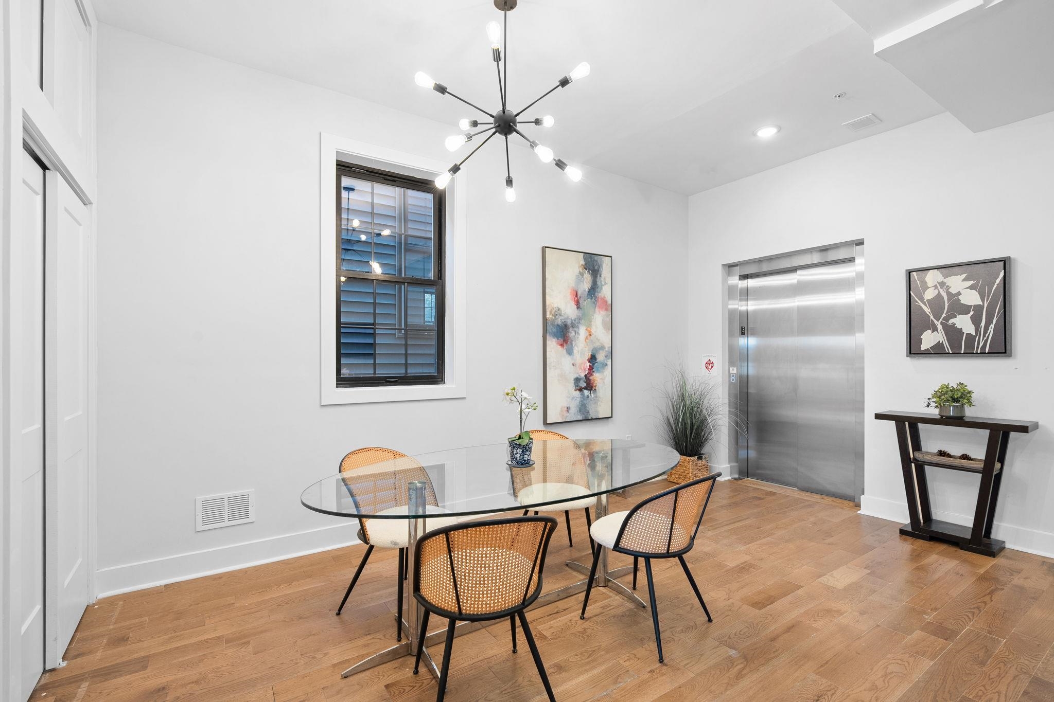 545 PALISADE AVE Unit: 2A