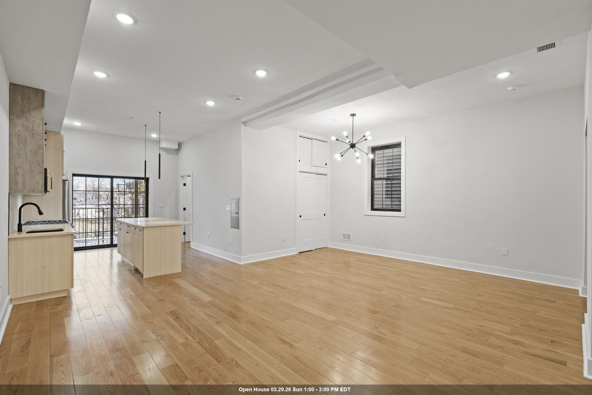 545 PALISADE AVE Unit: 2A