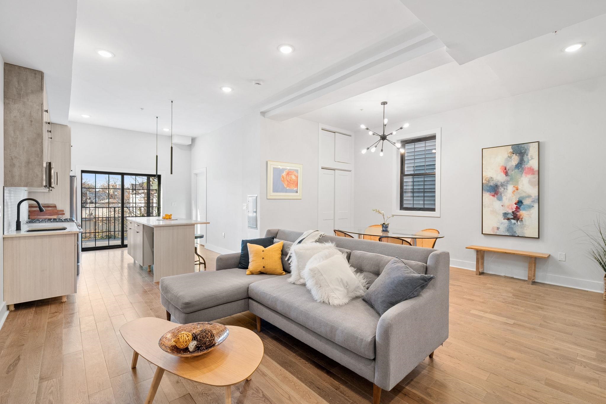 545 PALISADE AVE Unit: 2A