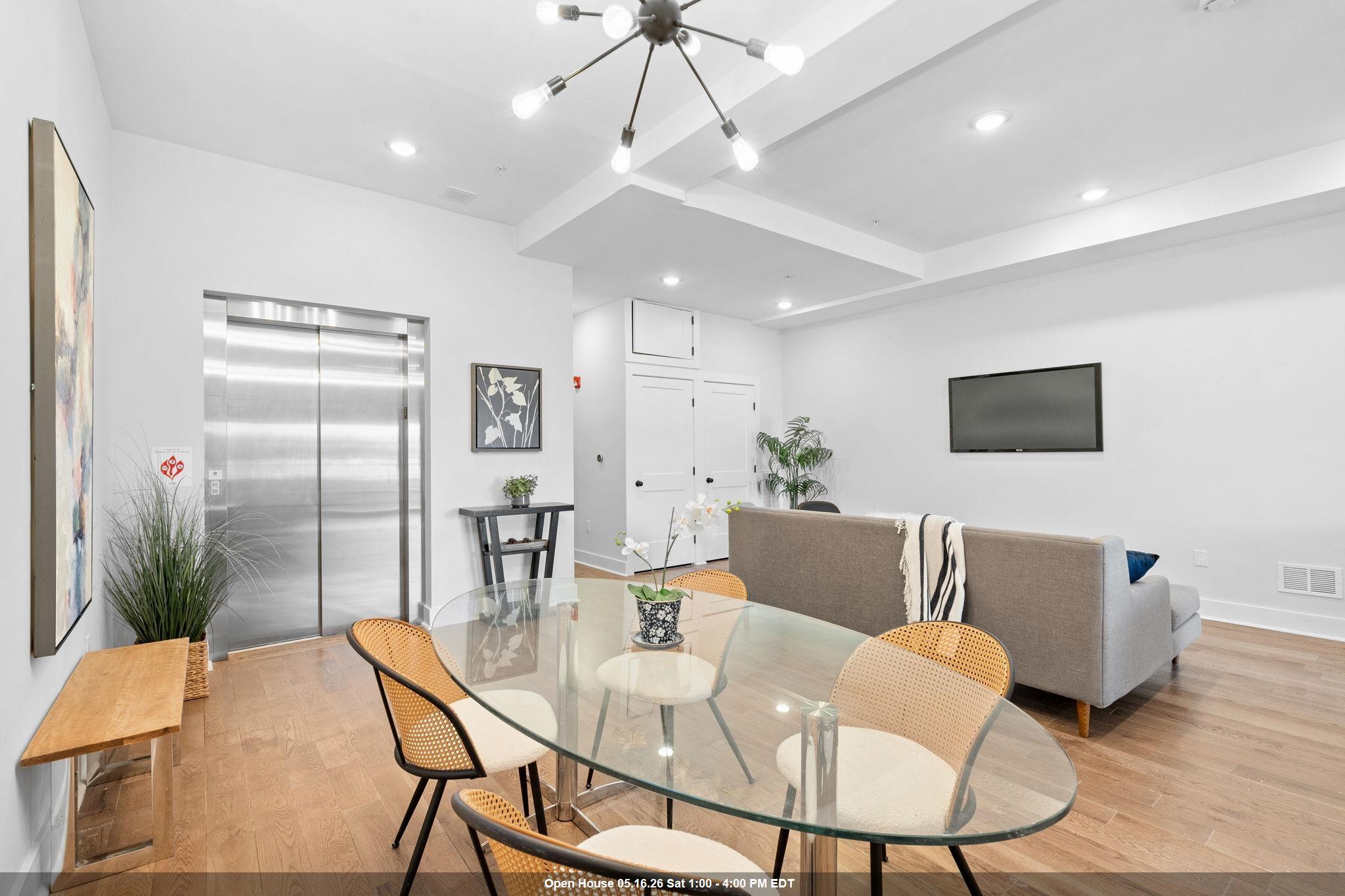 545 PALISADE AVE Unit: 2A