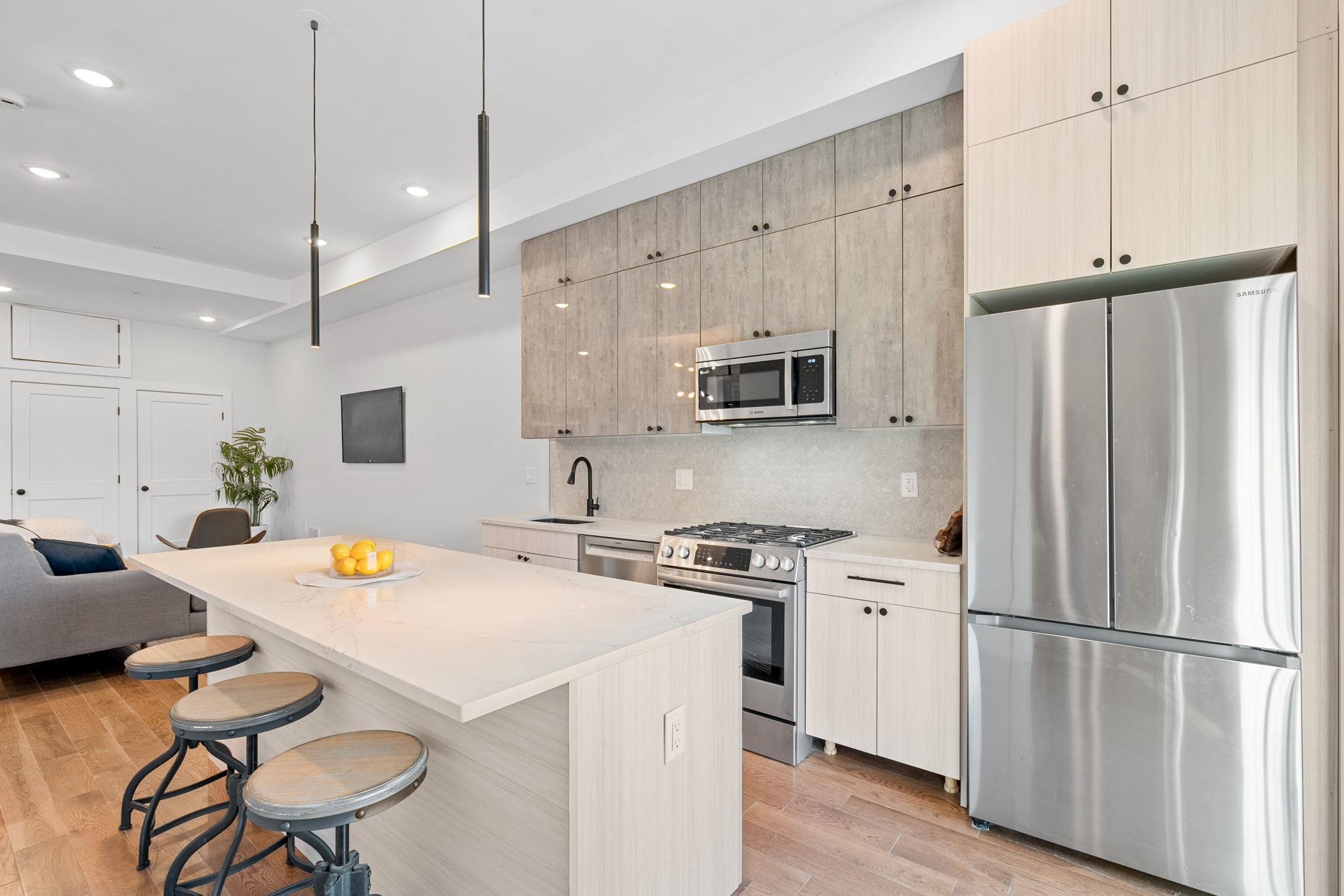 545 PALISADE AVE Unit: 2A