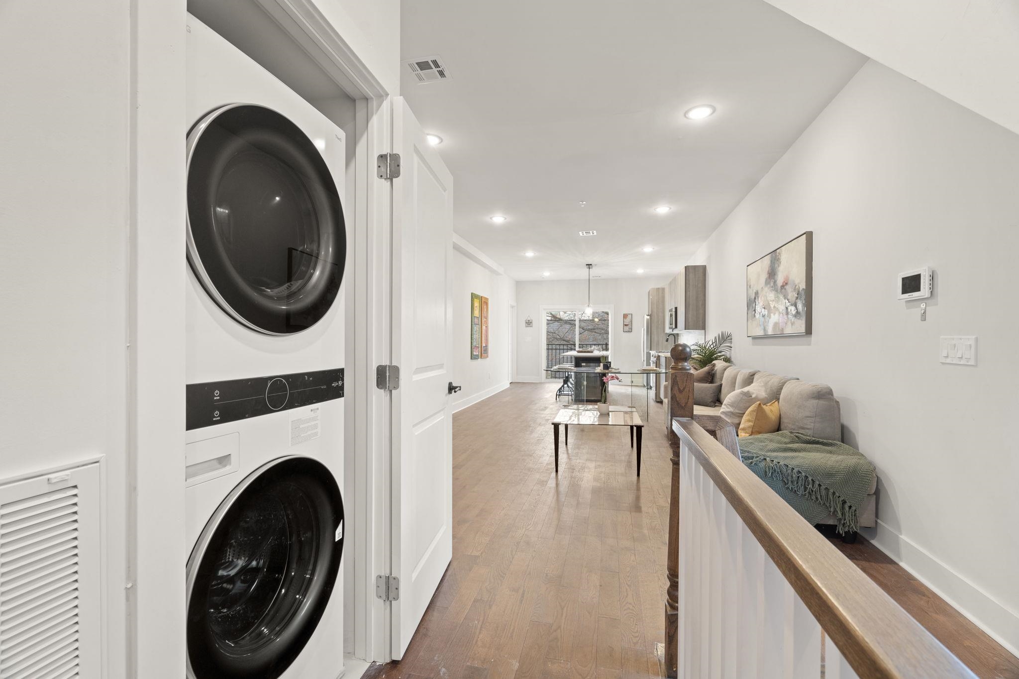 547 PALISADE AVE Unit: 3