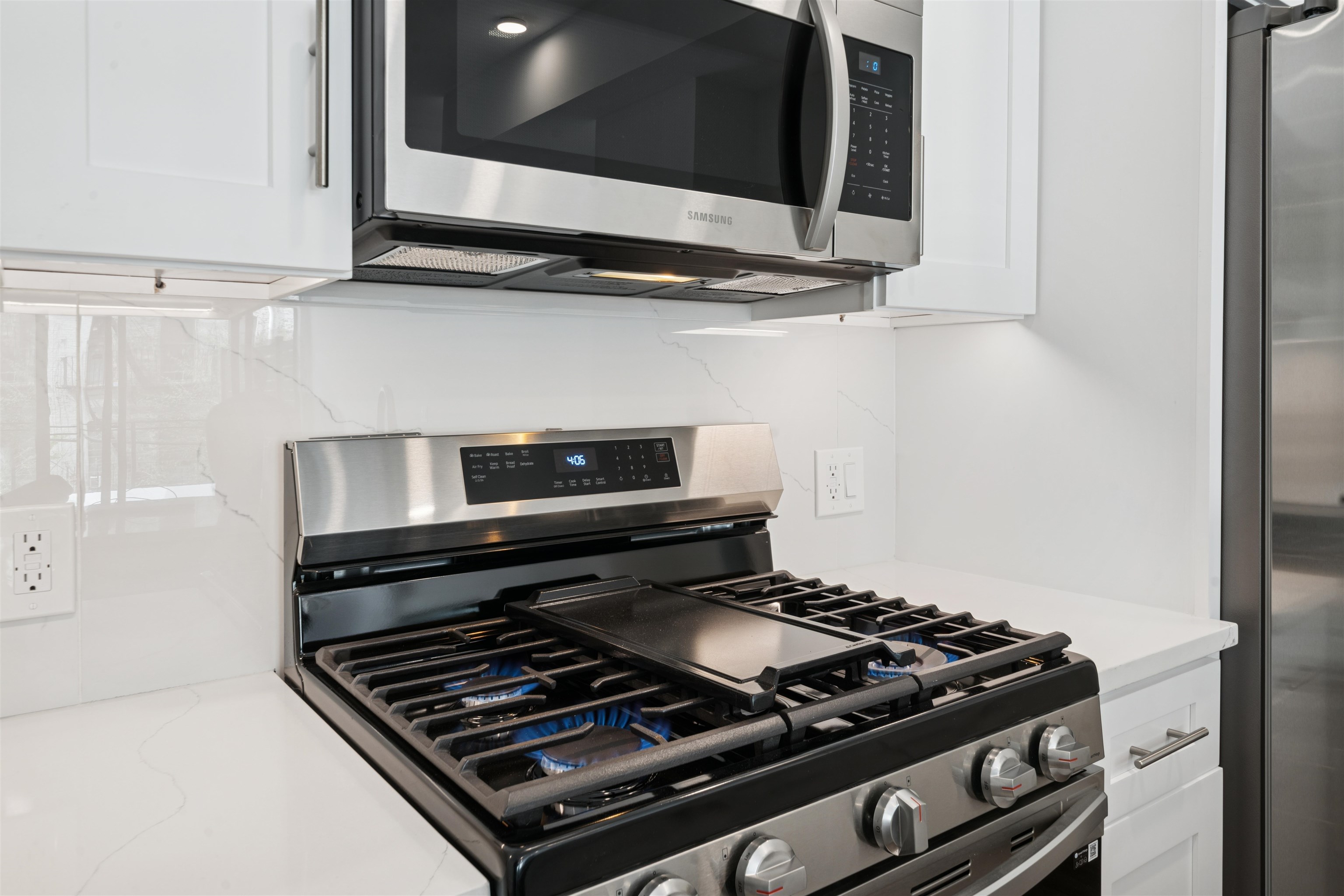 32 JONES ST Unit: 501