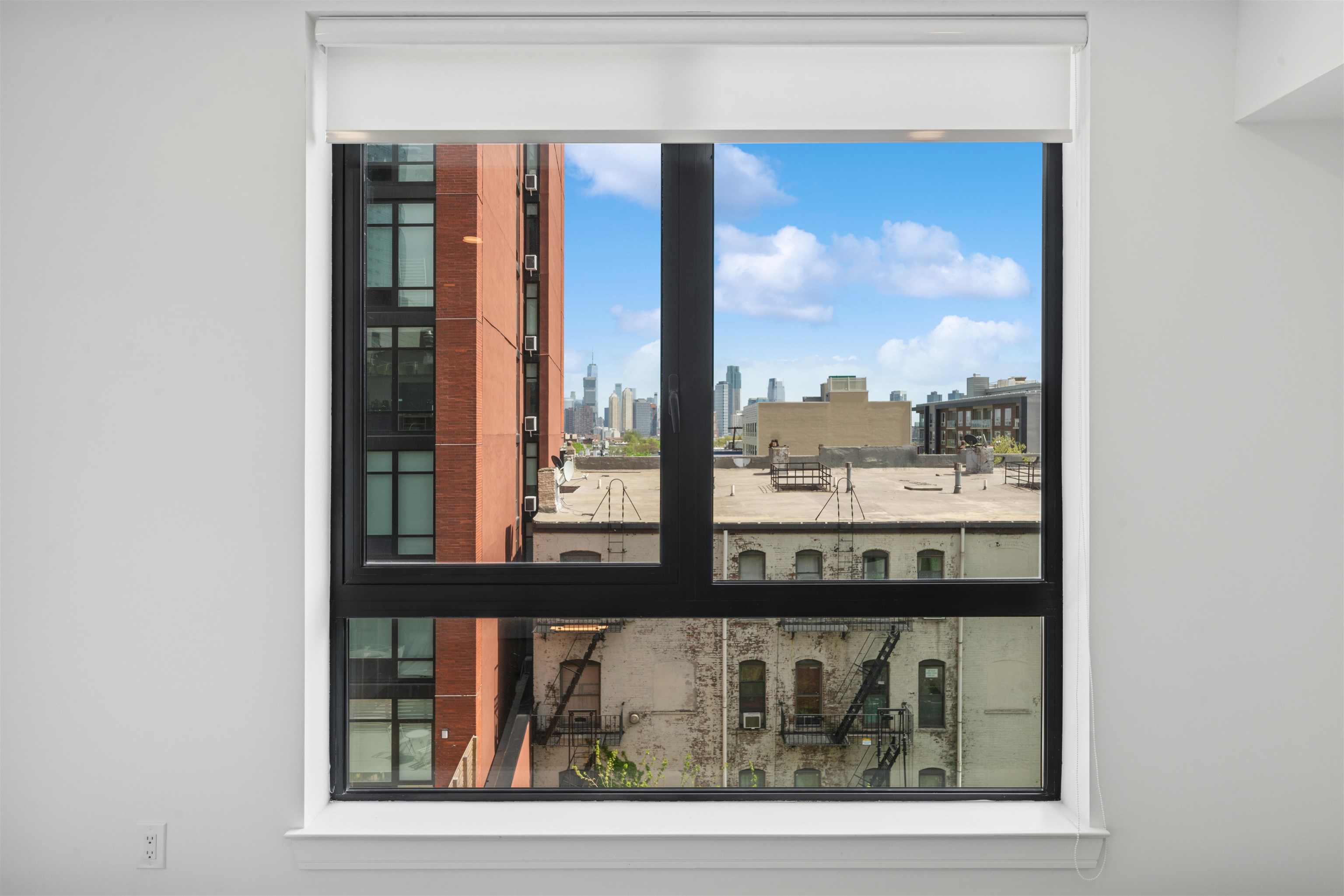 32 JONES ST Unit: 501