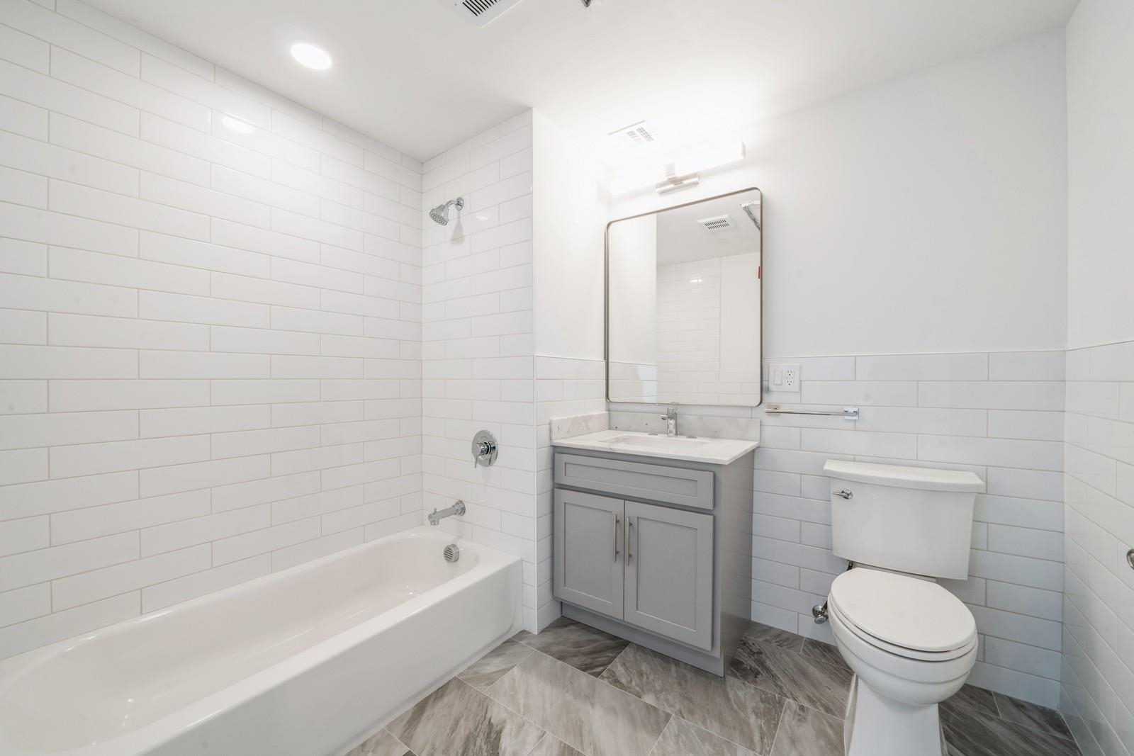 32 JONES ST Unit: 501