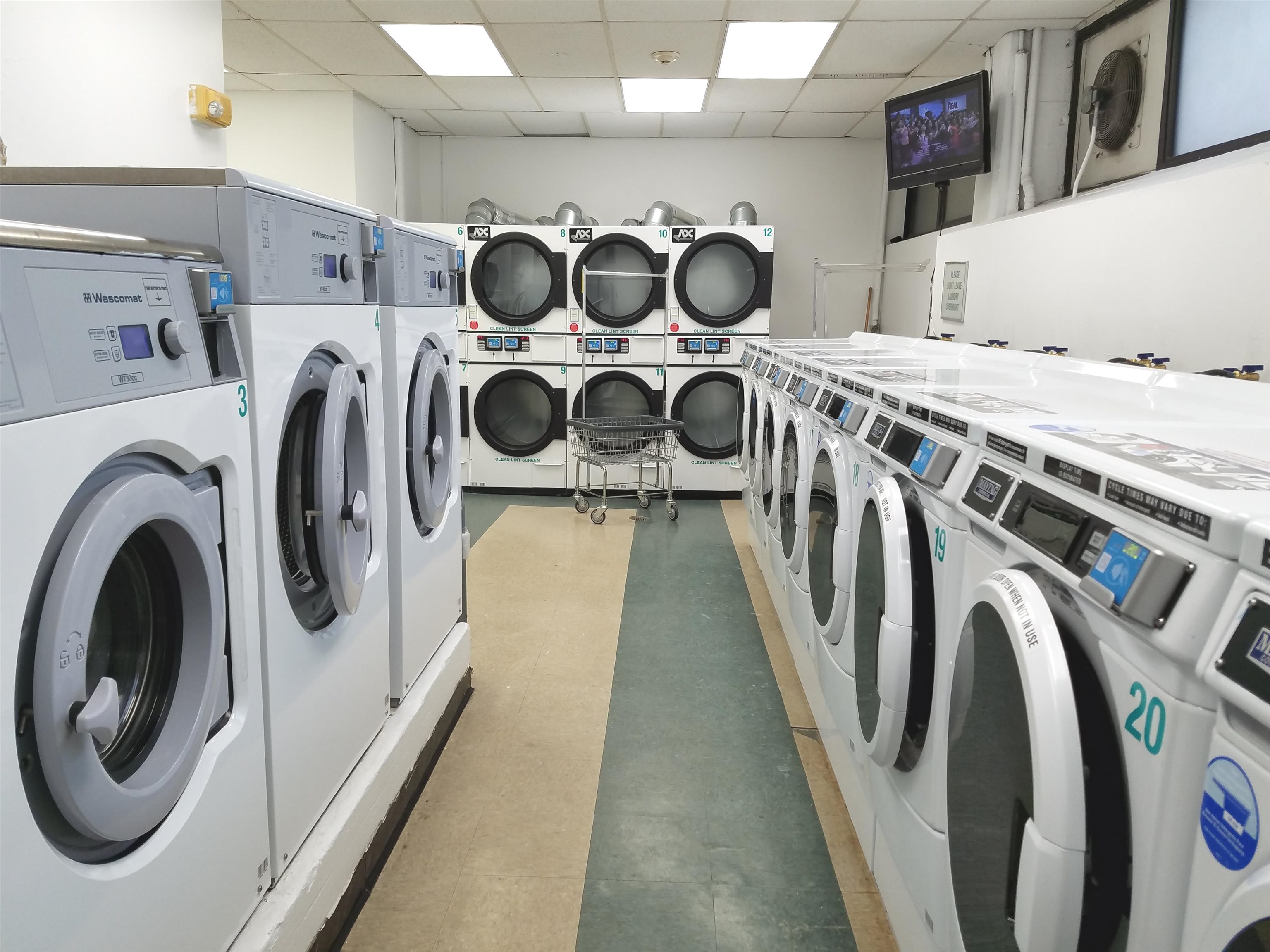 135 MONTGOMERY ST Unit: 2