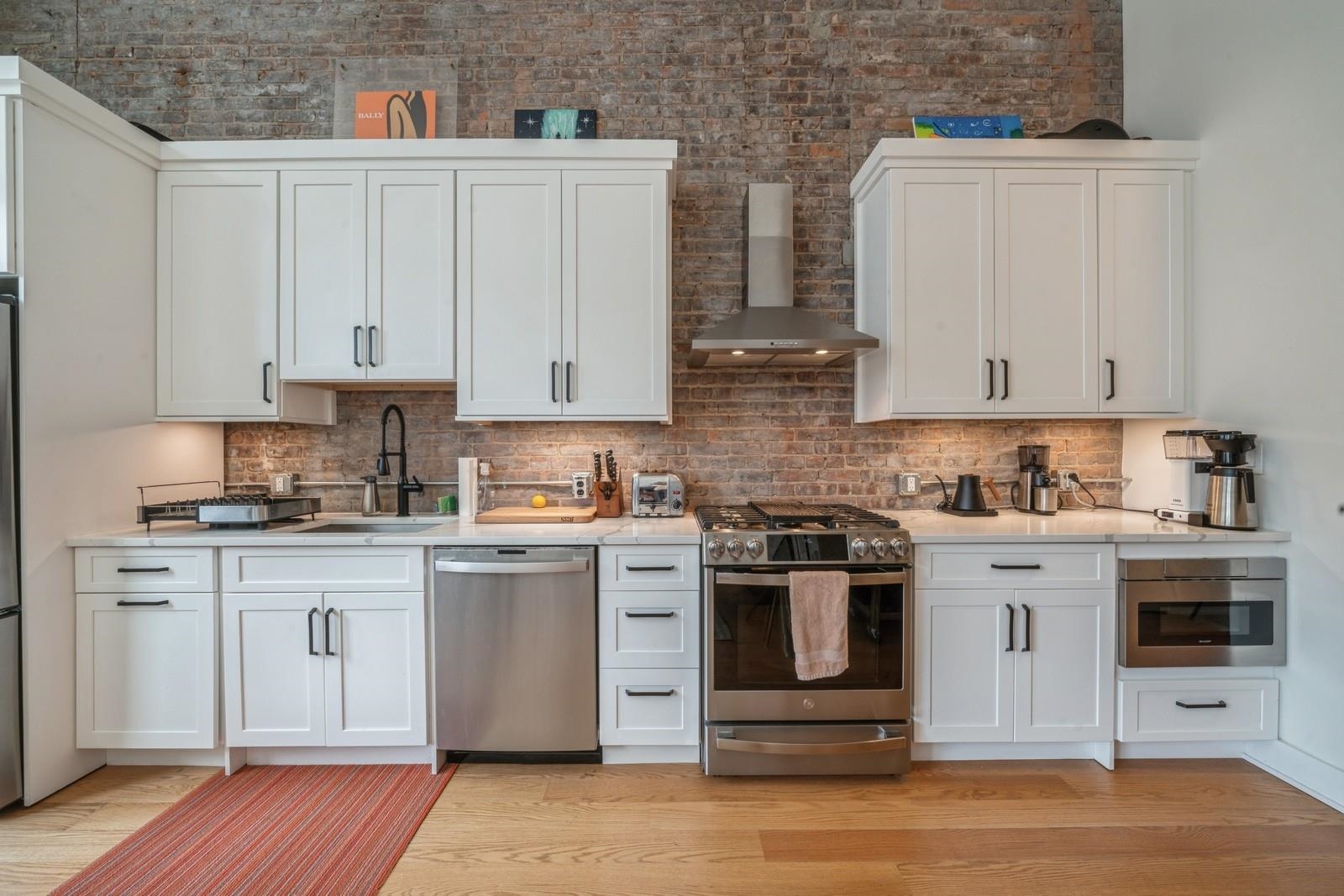 520 PALISADE AVE Unit: 405