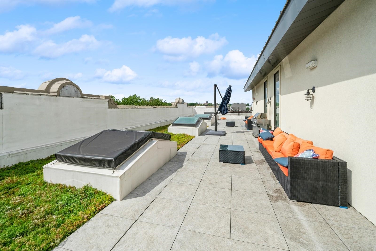 520 PALISADE AVE Unit: 405