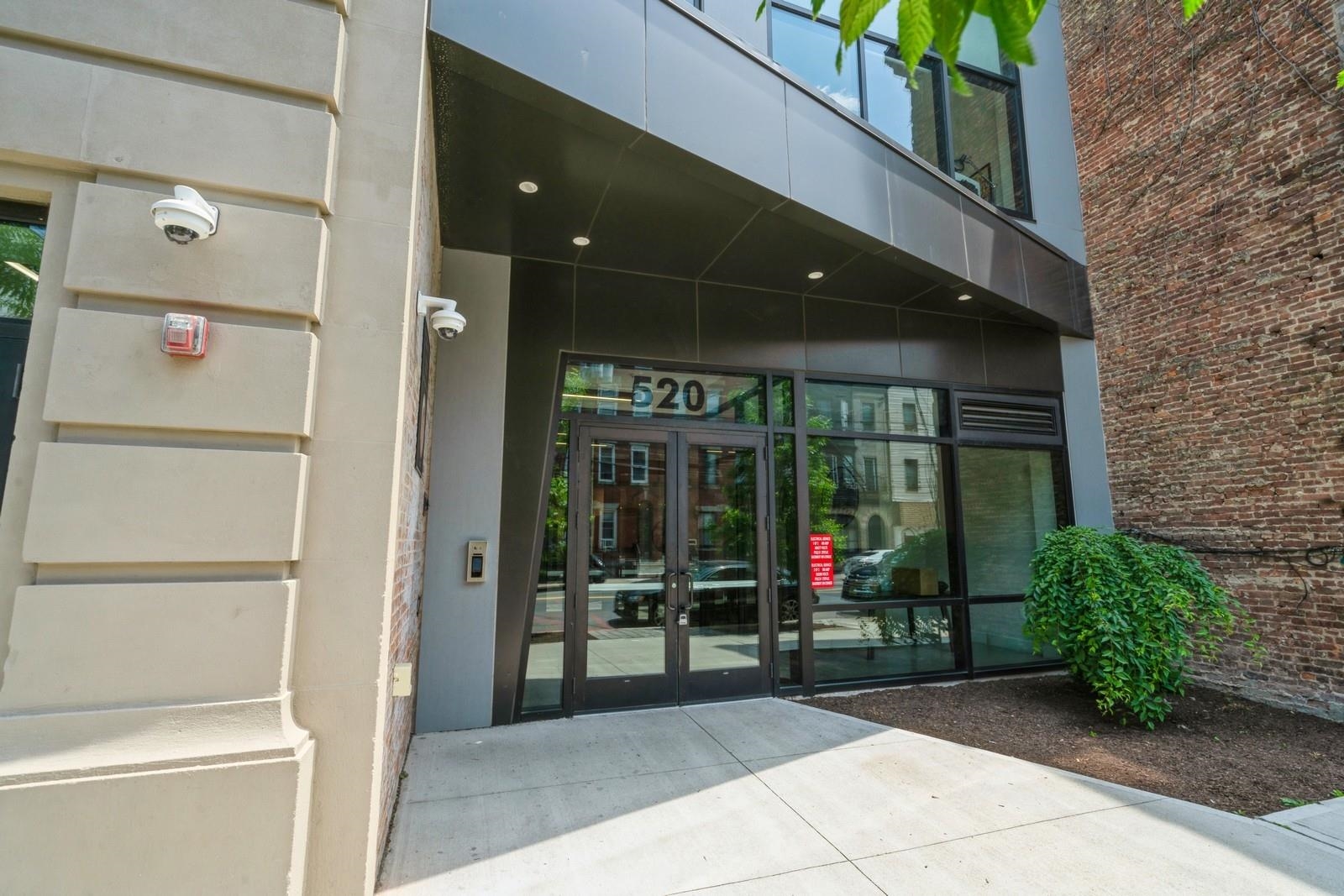 520 PALISADE AVE Unit: 405