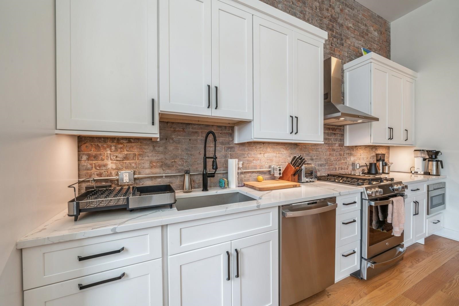 520 PALISADE AVE Unit: 405