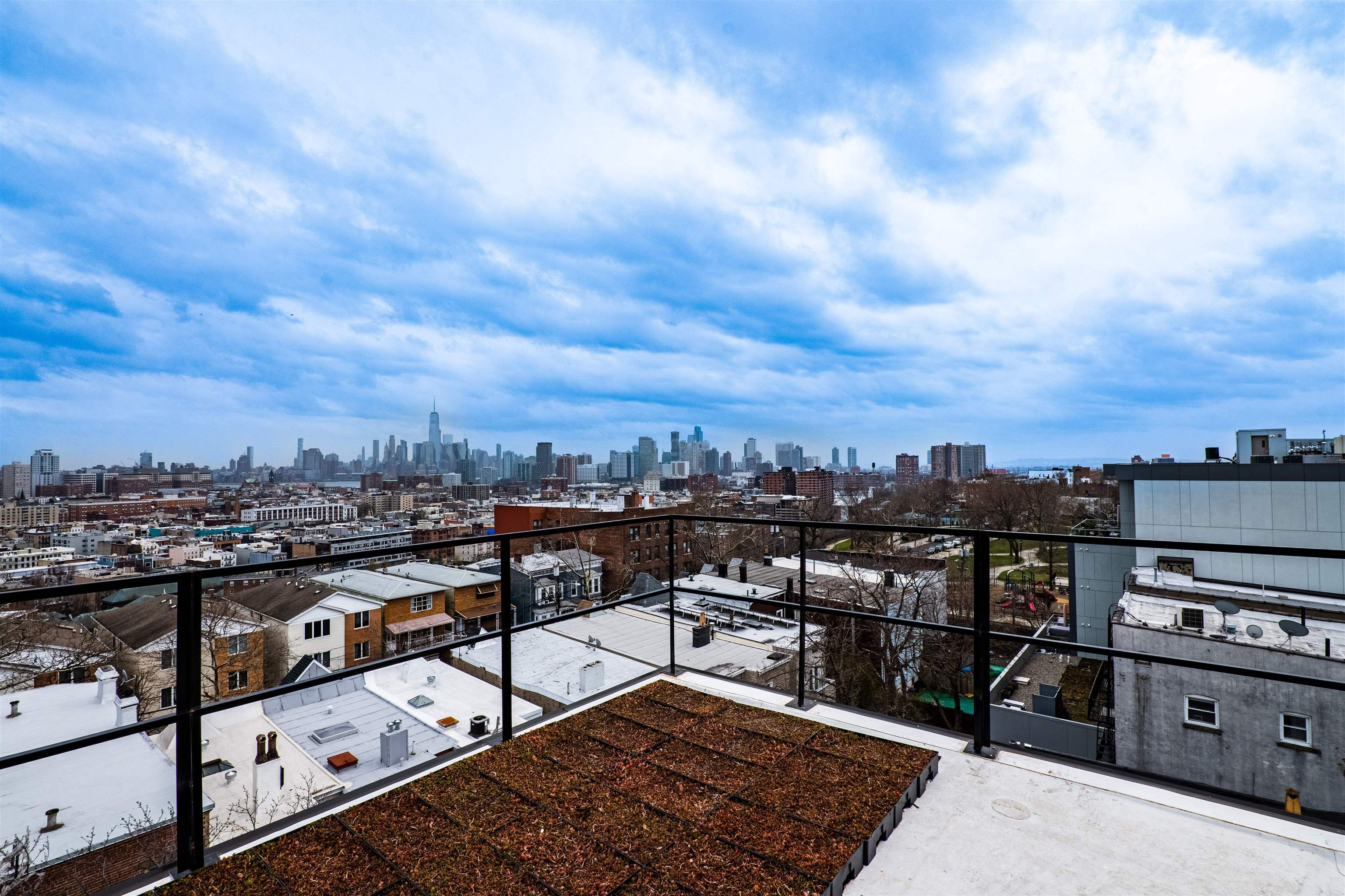 520 PALISADE AVE Unit: 405