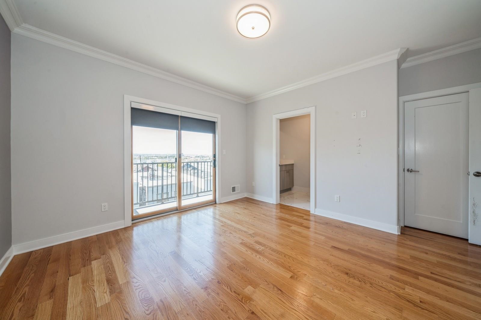 225 COLUMBIA AVE Unit: 1