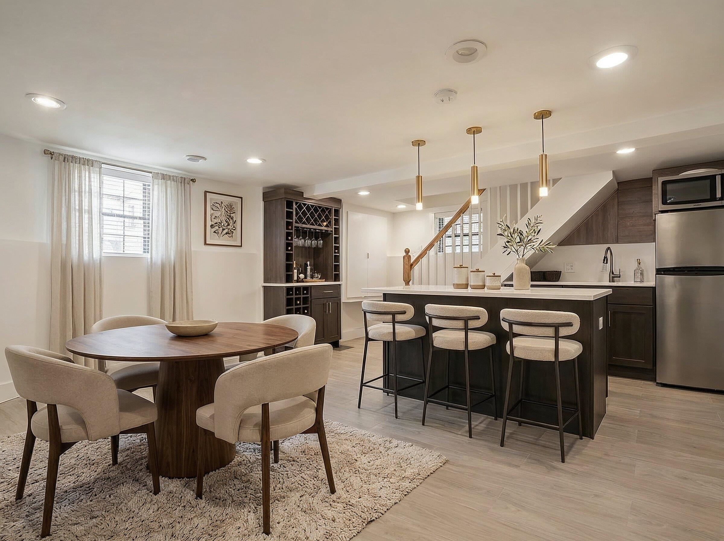 72 COLUMBIA AVE Unit: 1V