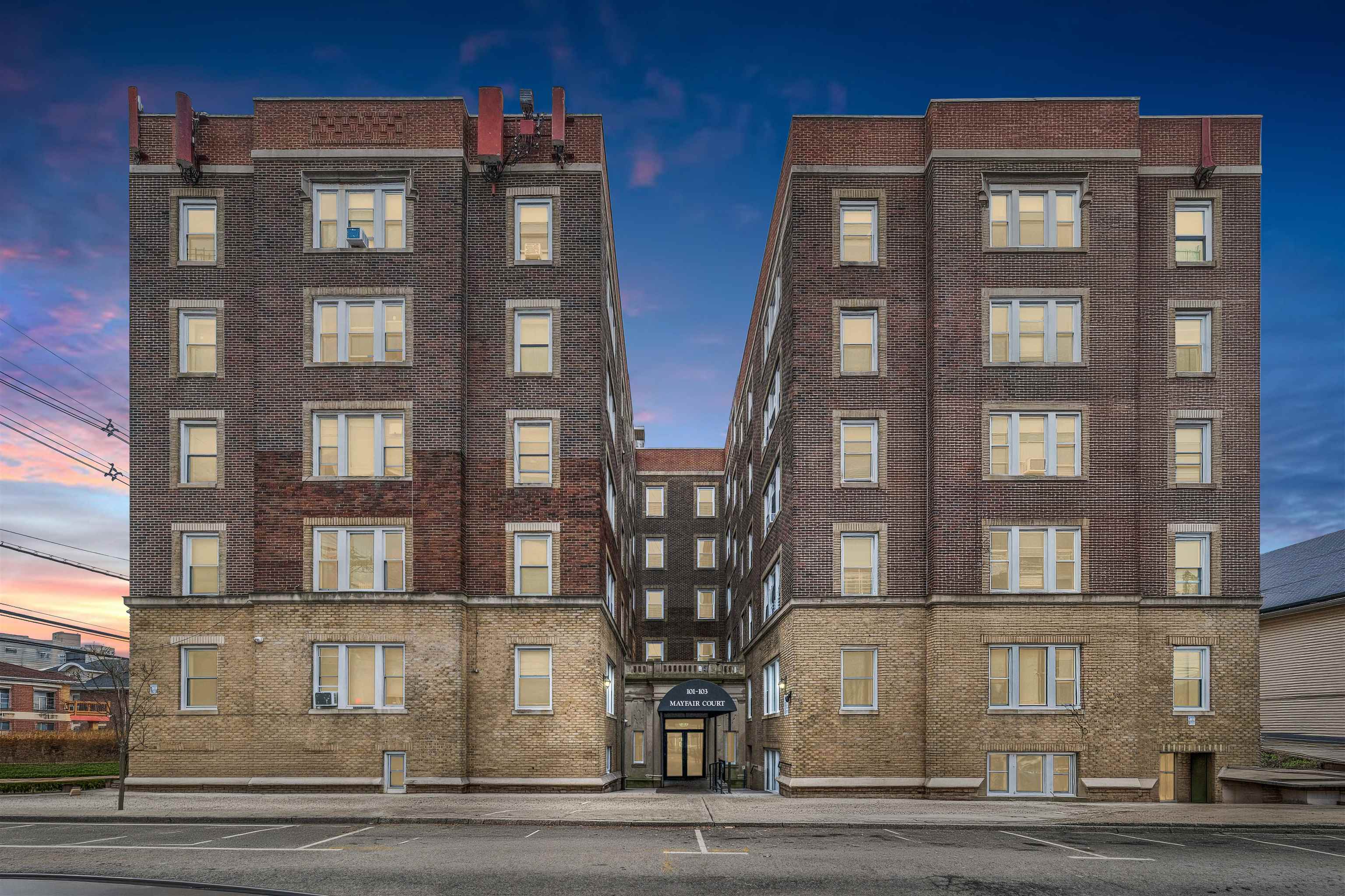 101 73RD ST Unit: B1