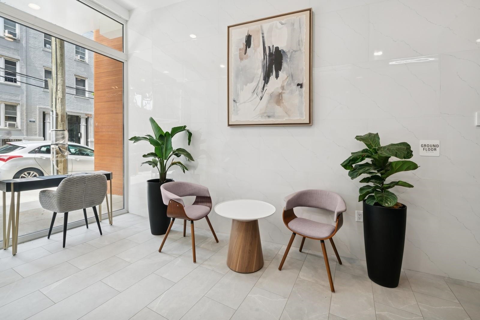 32 JONES ST Unit: 303