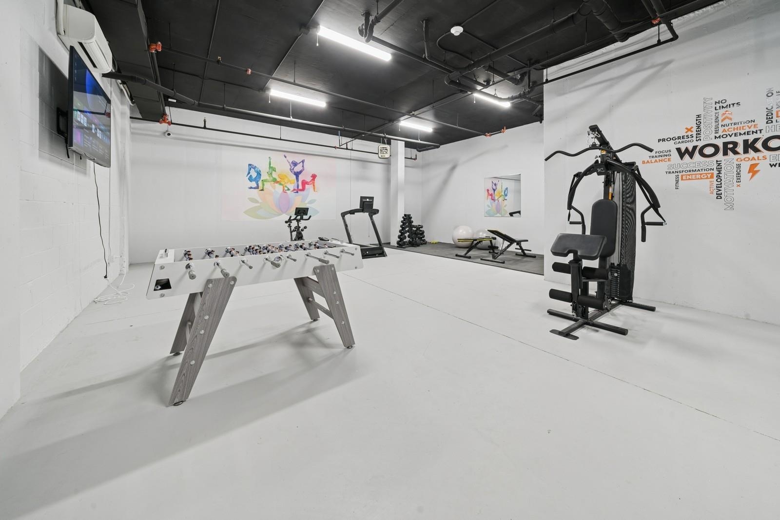 32 JONES ST Unit: 303