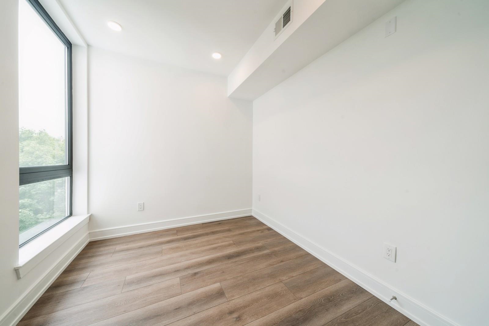 32 JONES ST Unit: 303