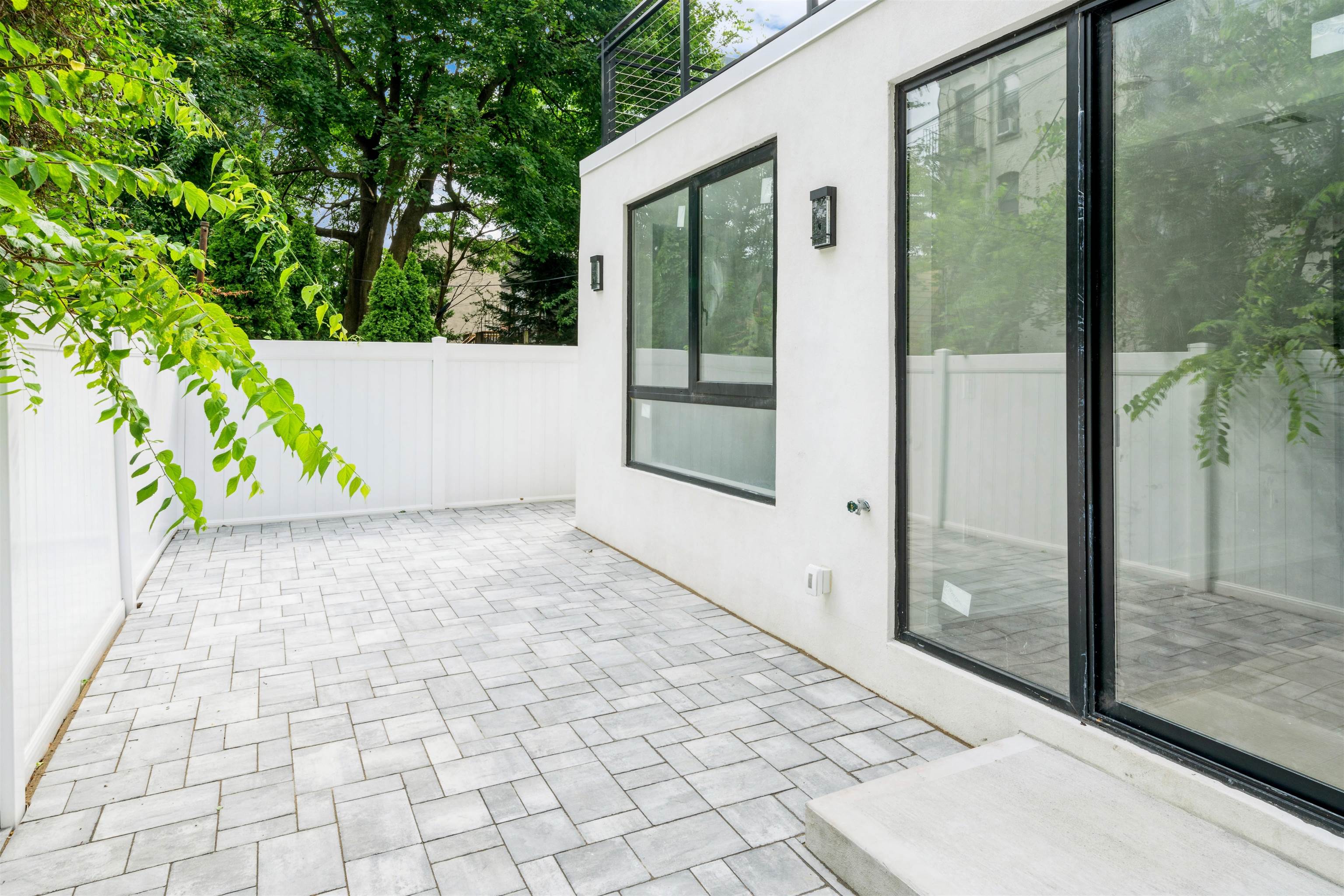 32 JONES ST Unit: 503