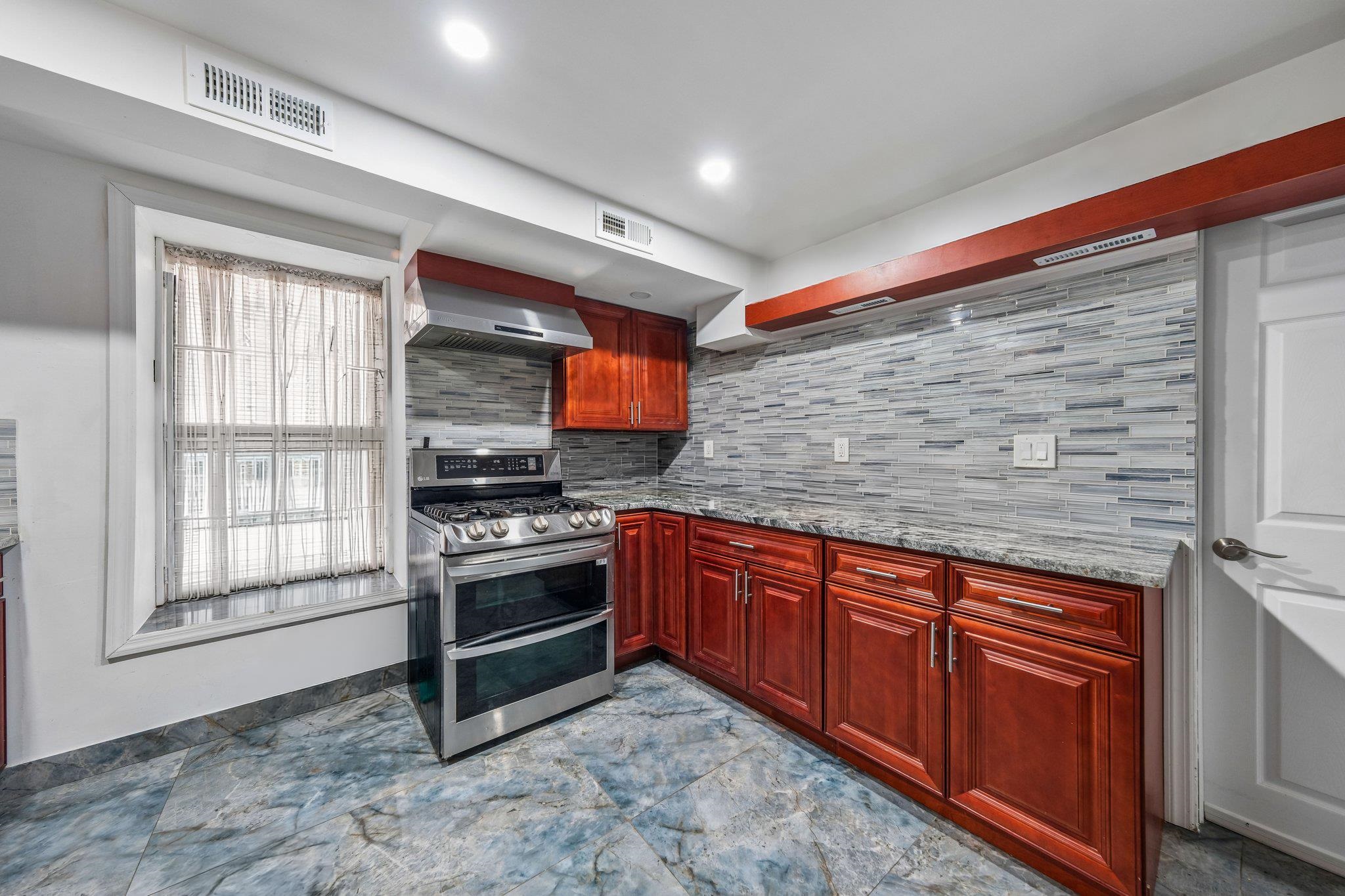 101 73RD ST Unit: G1