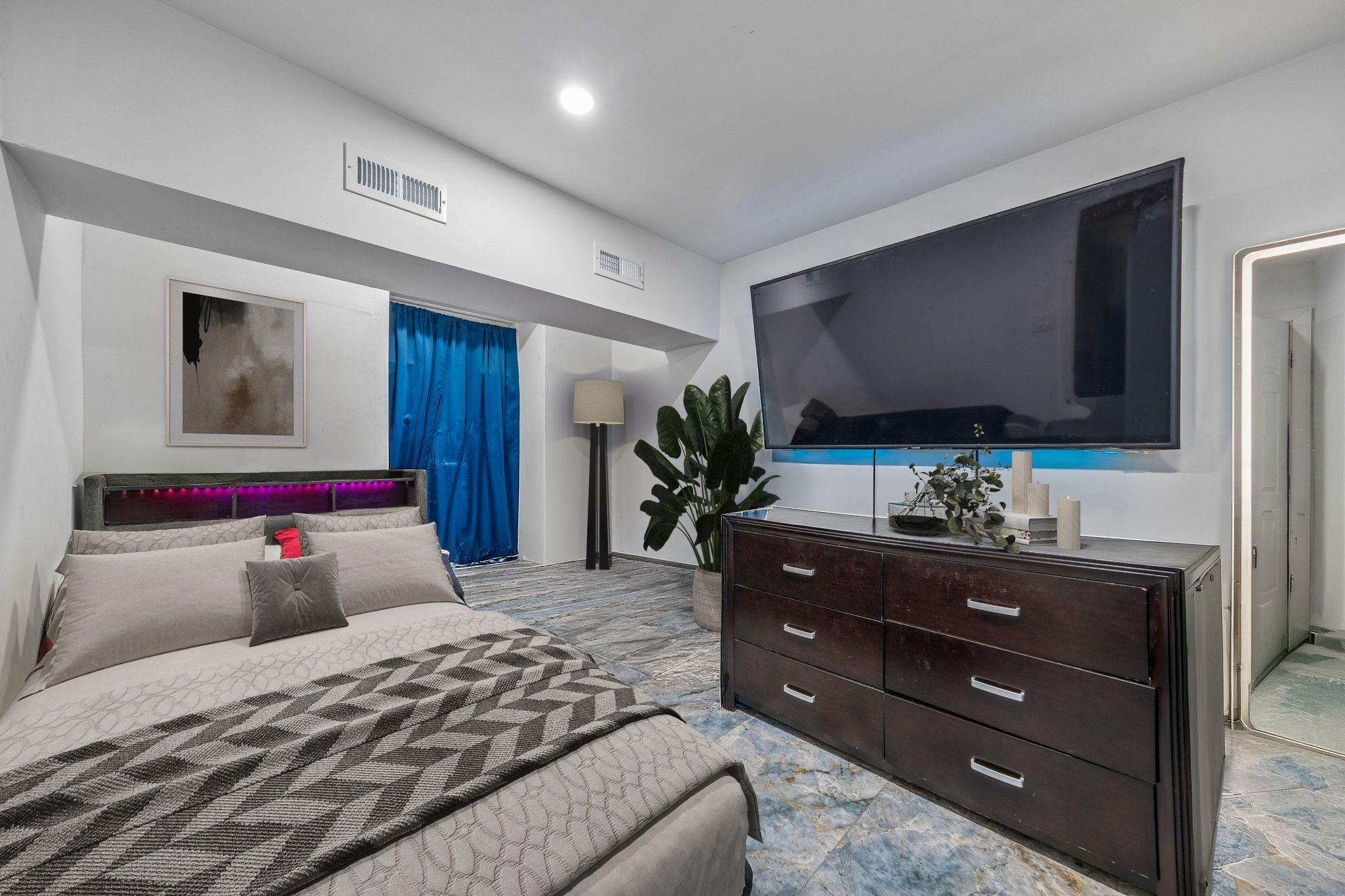101 73RD ST Unit: G1