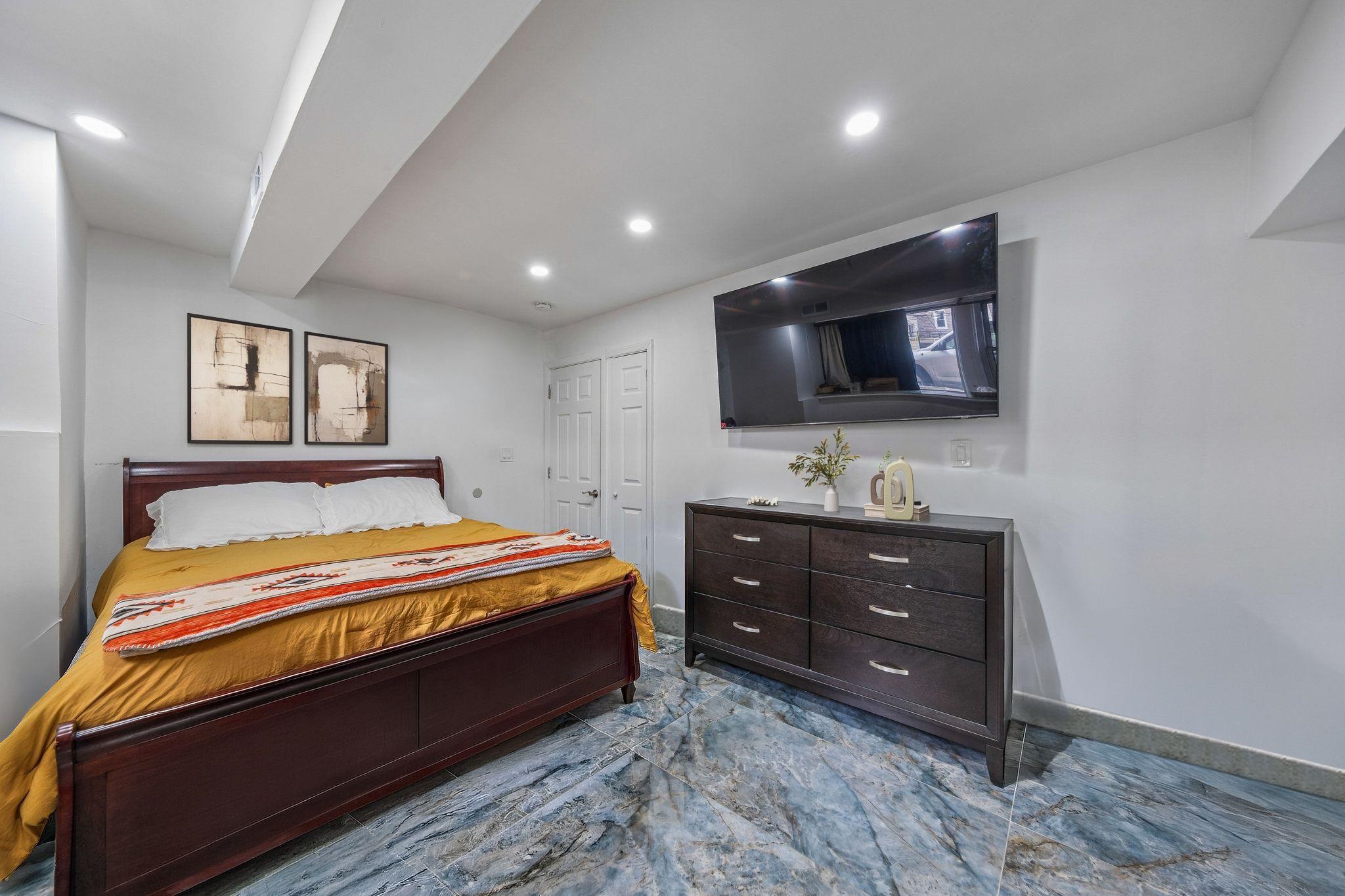 101 73RD ST Unit: G1