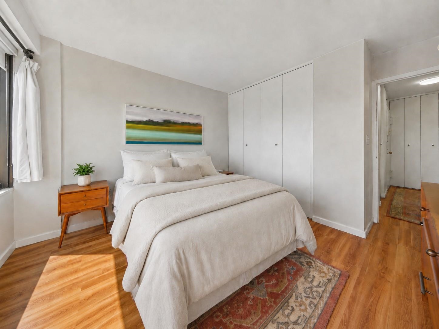 135 MONTGOMERY ST Unit: 16A