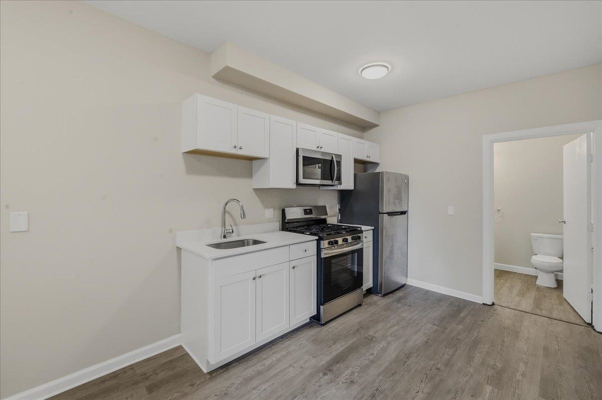 784 OCEAN AVE Unit: 1RF