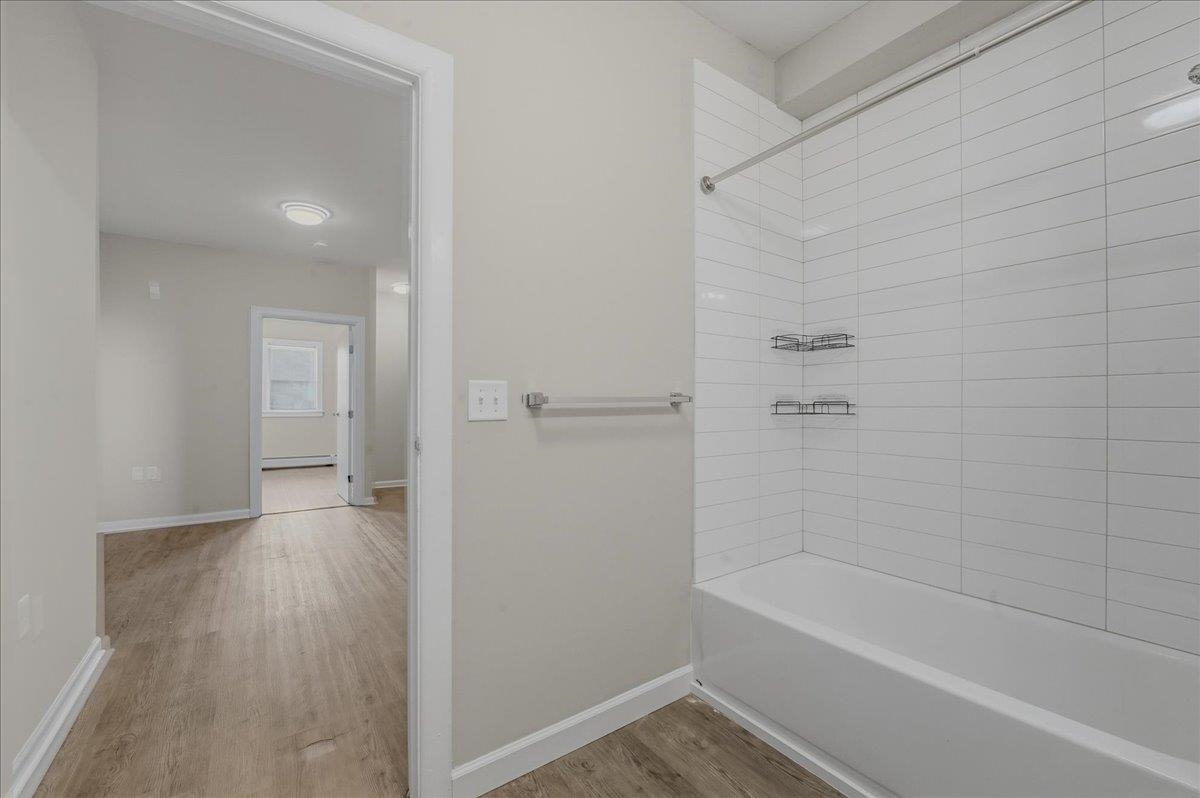 784 OCEAN AVE Unit: 1RF