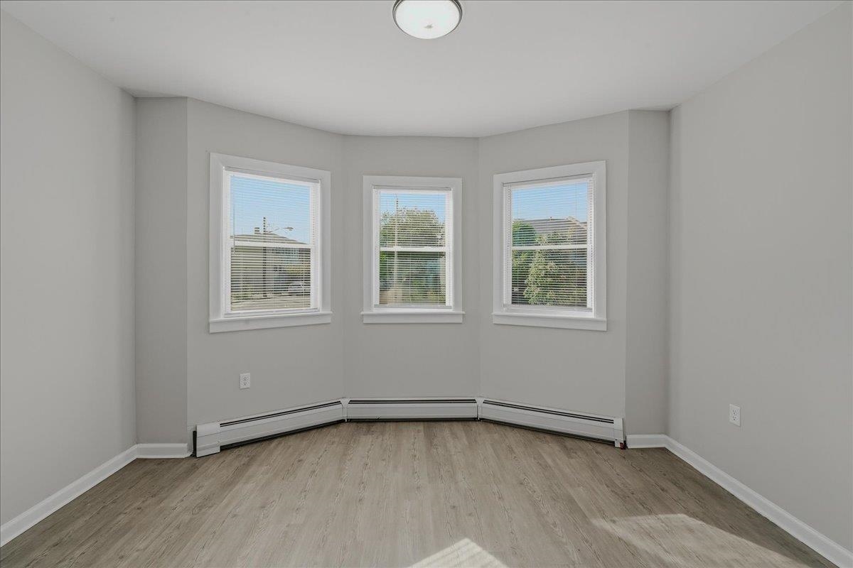 784 OCEAN AVE Unit: 1RF