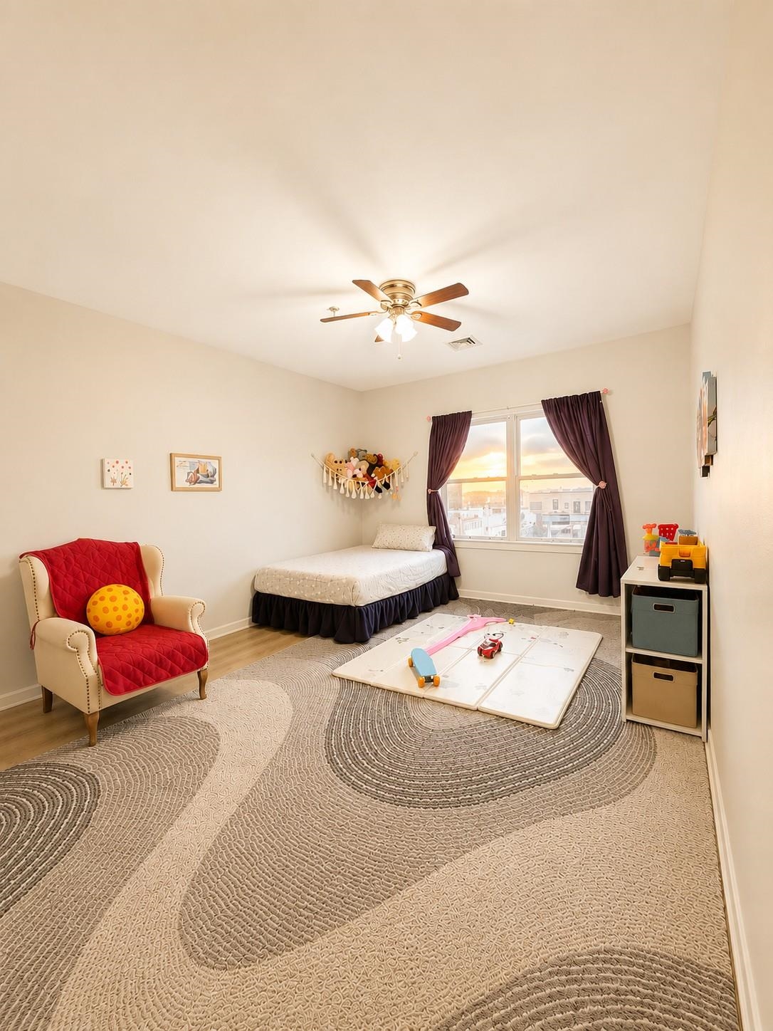 172 CULVER AVE Unit: 5