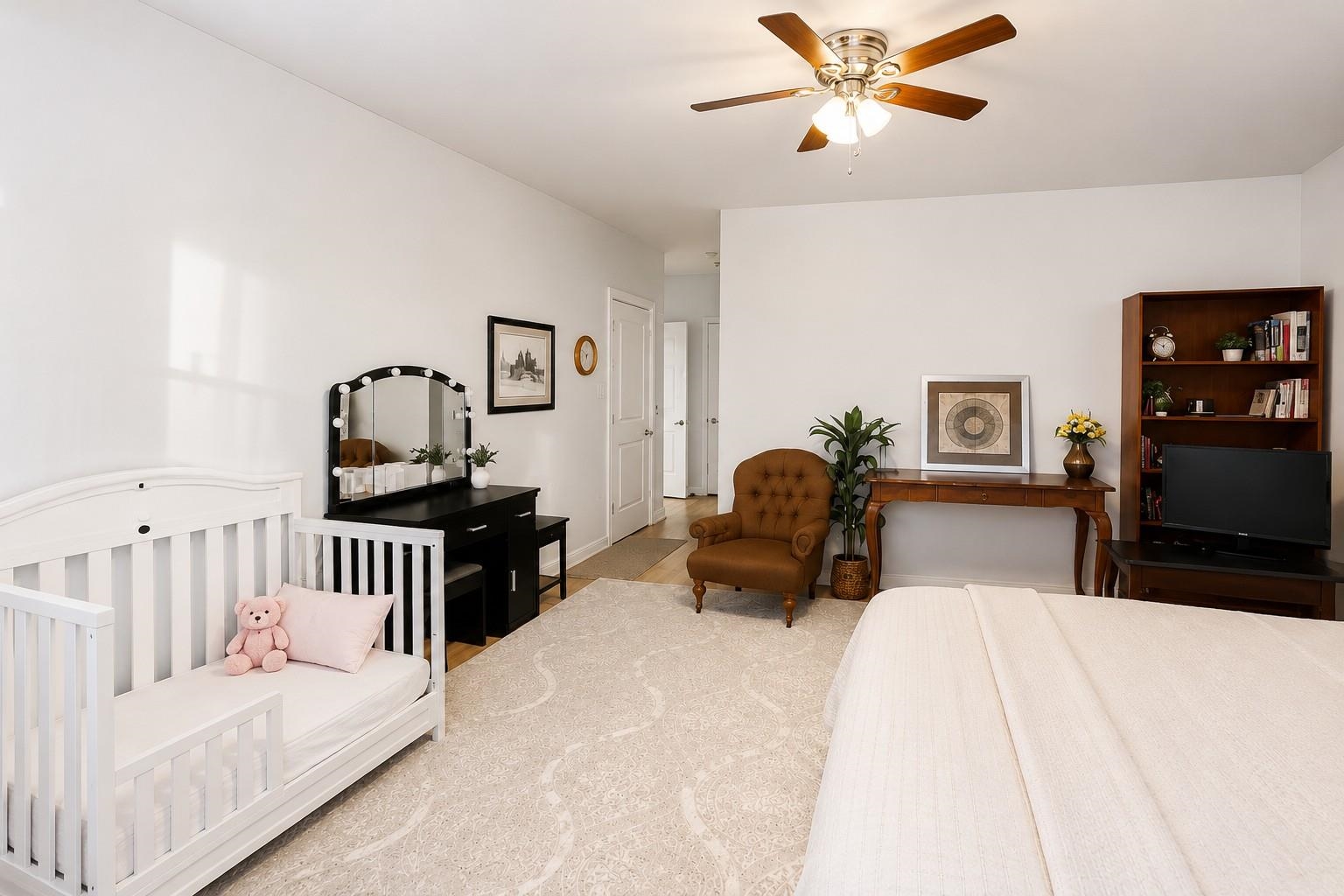 172 CULVER AVE Unit: 5