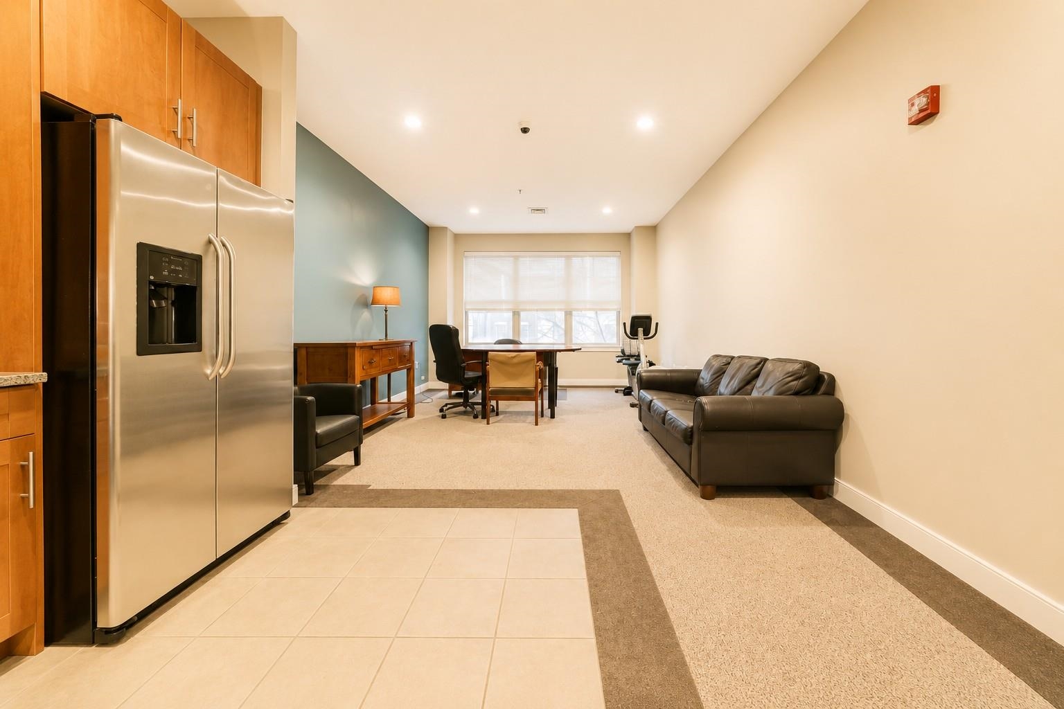 172 CULVER AVE Unit: 5