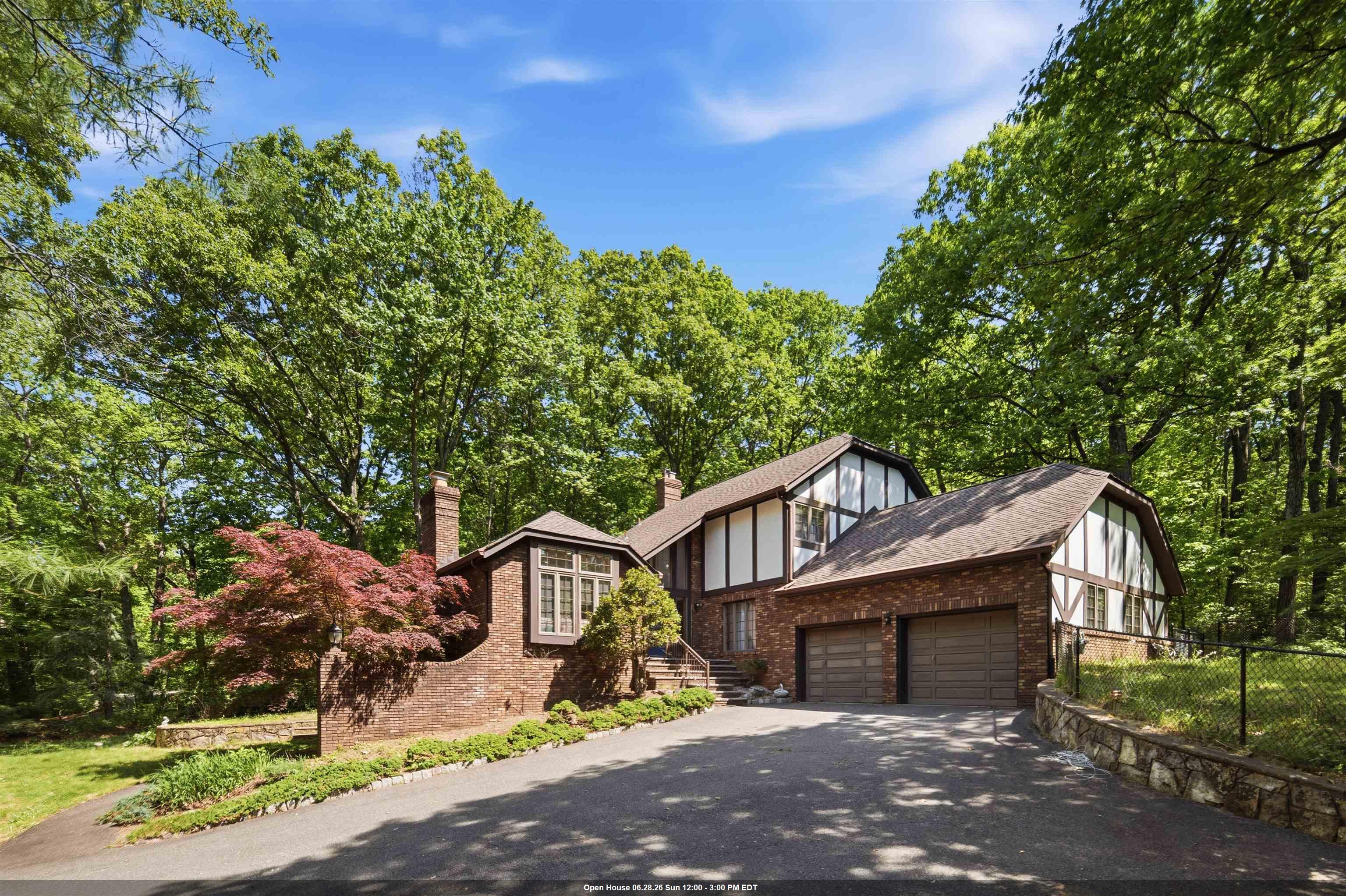 2 CAROL RD