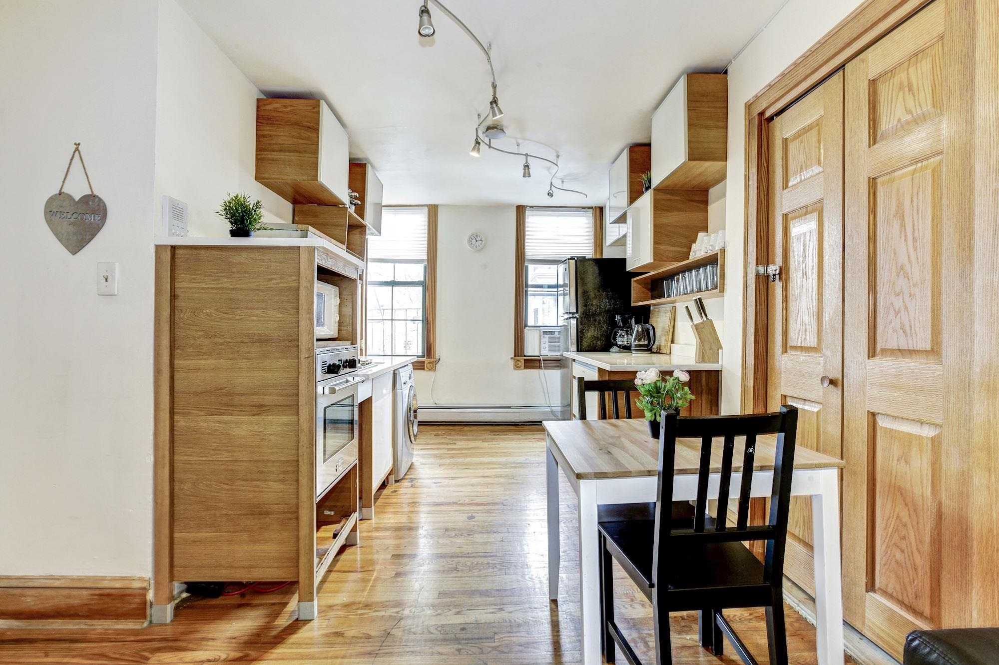 314 6TH ST Unit: B