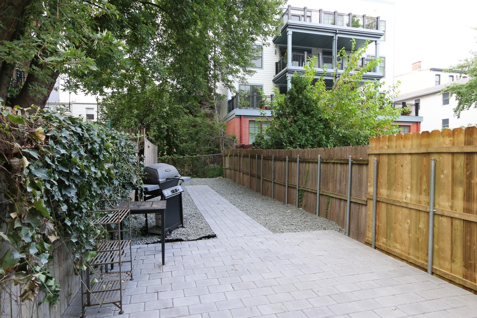 314 6TH ST Unit: B