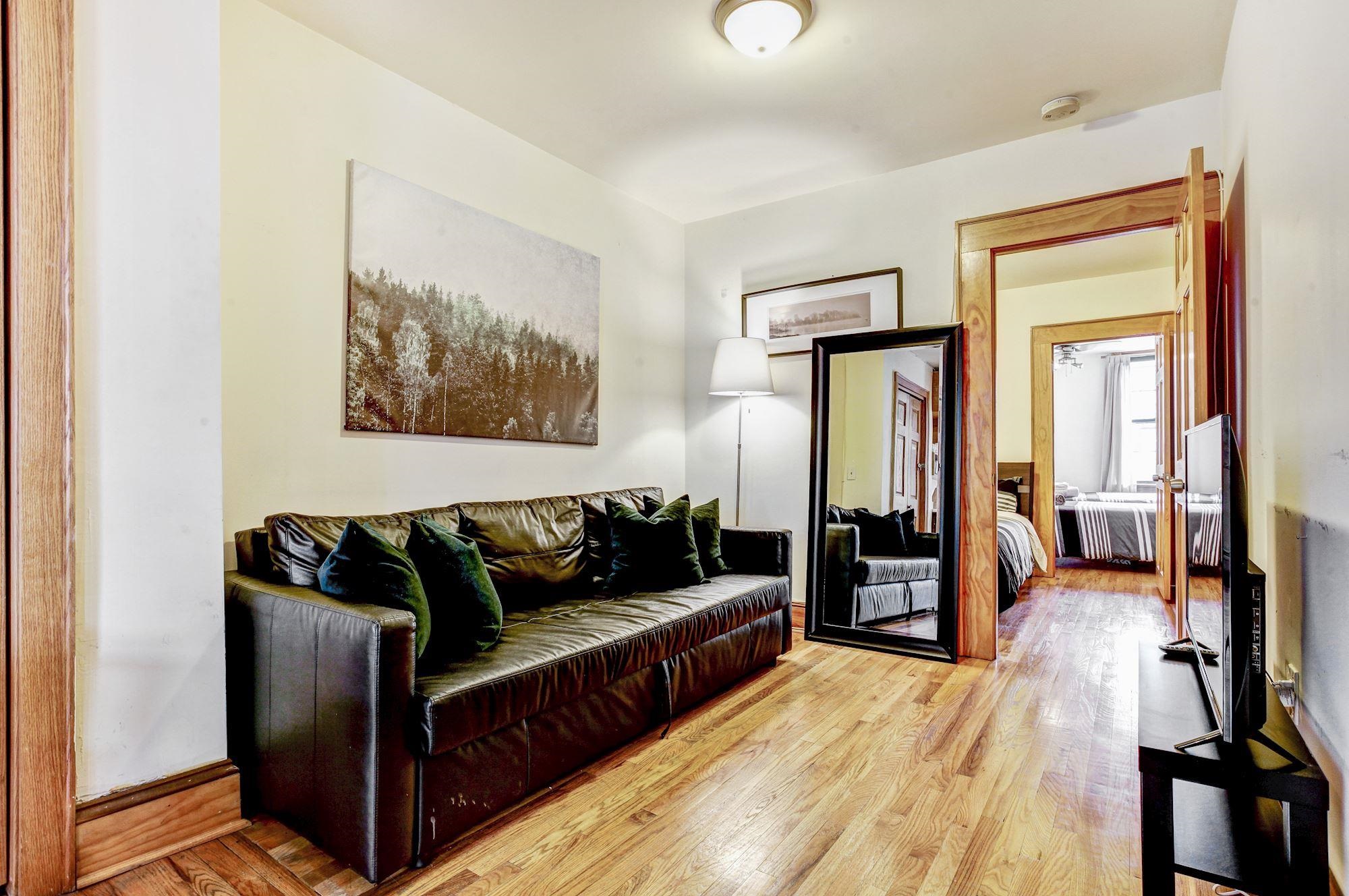 314 6TH ST Unit: B