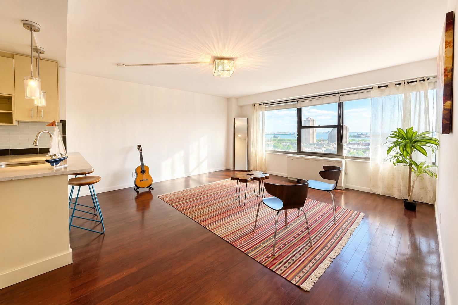 135 MONTGOMERY ST Unit: 17