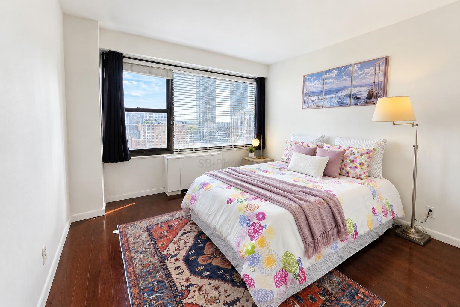 135 MONTGOMERY ST Unit: 17