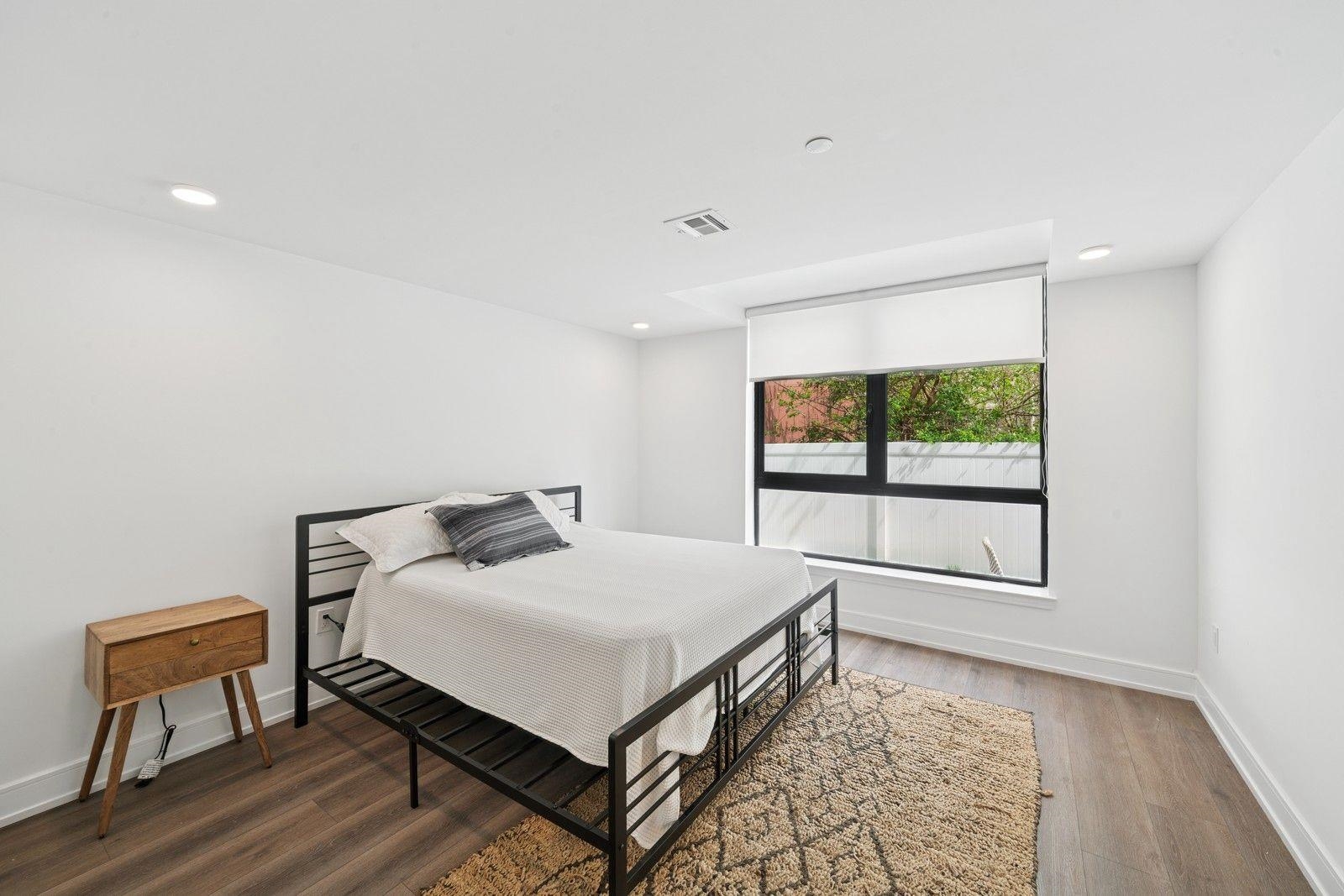 32 JONES ST Unit: 102